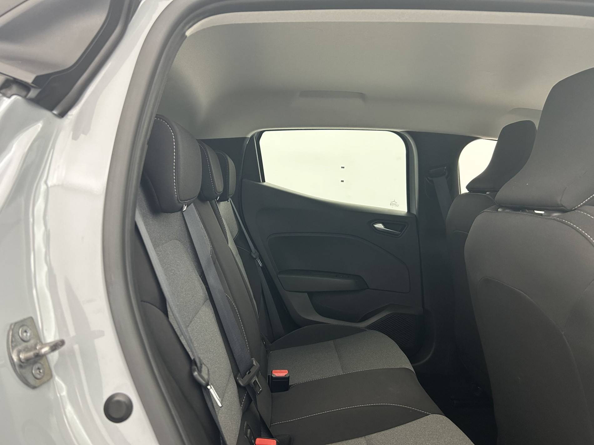 Vente en ligne Renault Clio 5 Clio TCe 90 au prix de 15 990 €