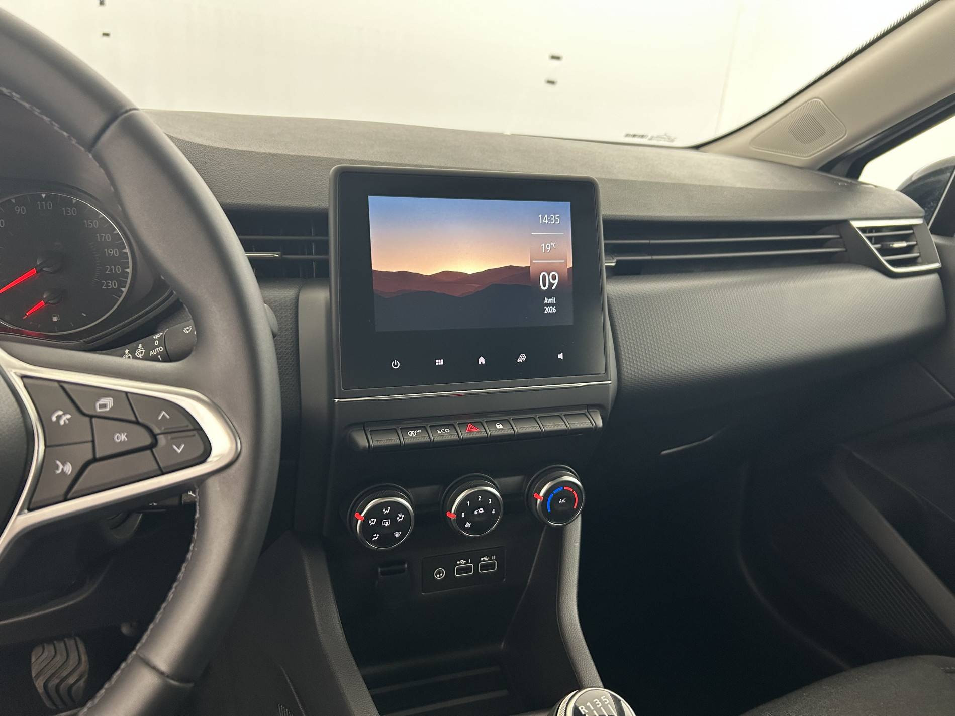 Vente en ligne Renault Clio 5 Clio TCe 90 au prix de 15 490 €