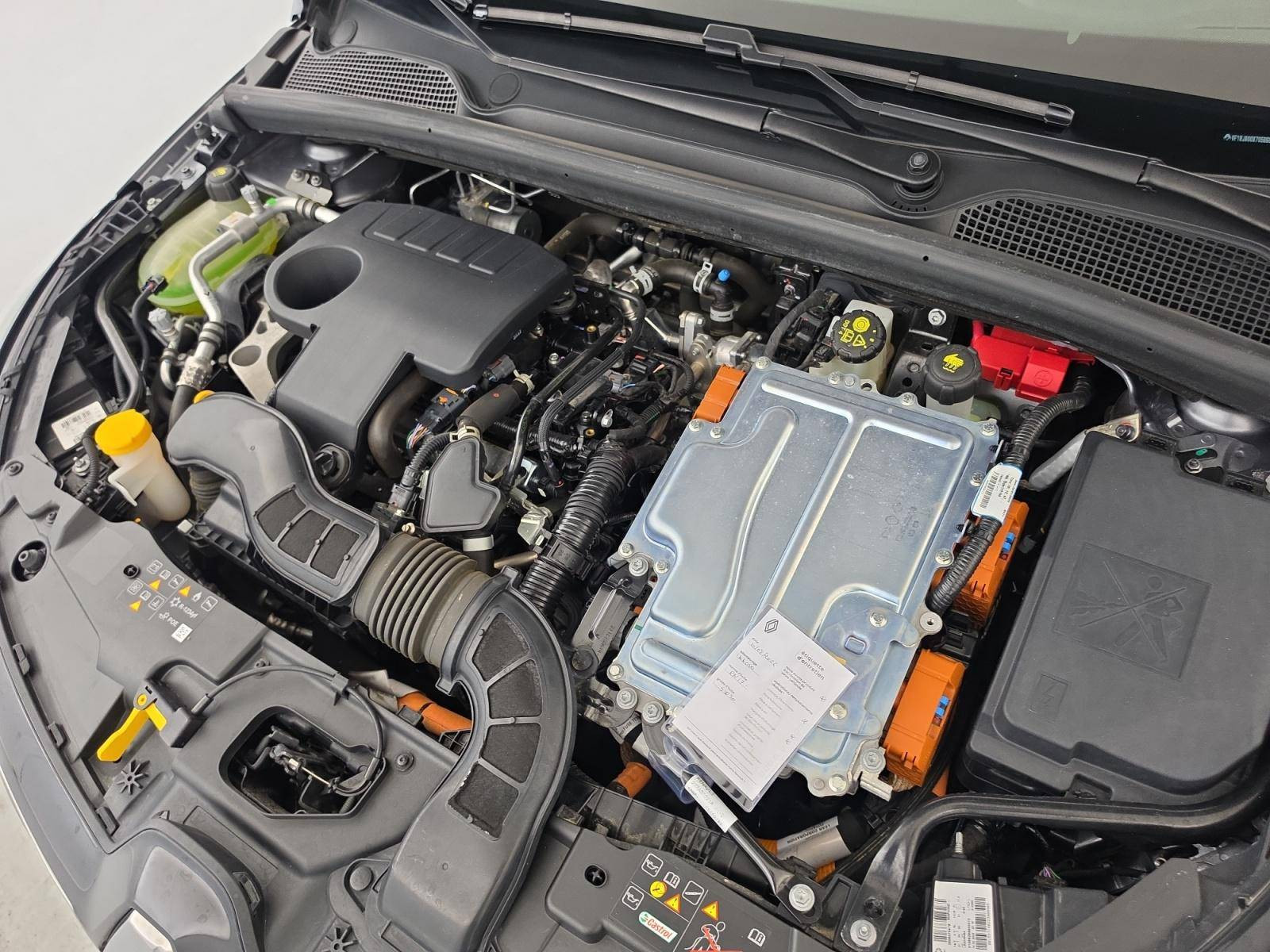 Vente en ligne Renault Clio 5 Clio E-Tech full hybrid 145 au prix de 16 140 €