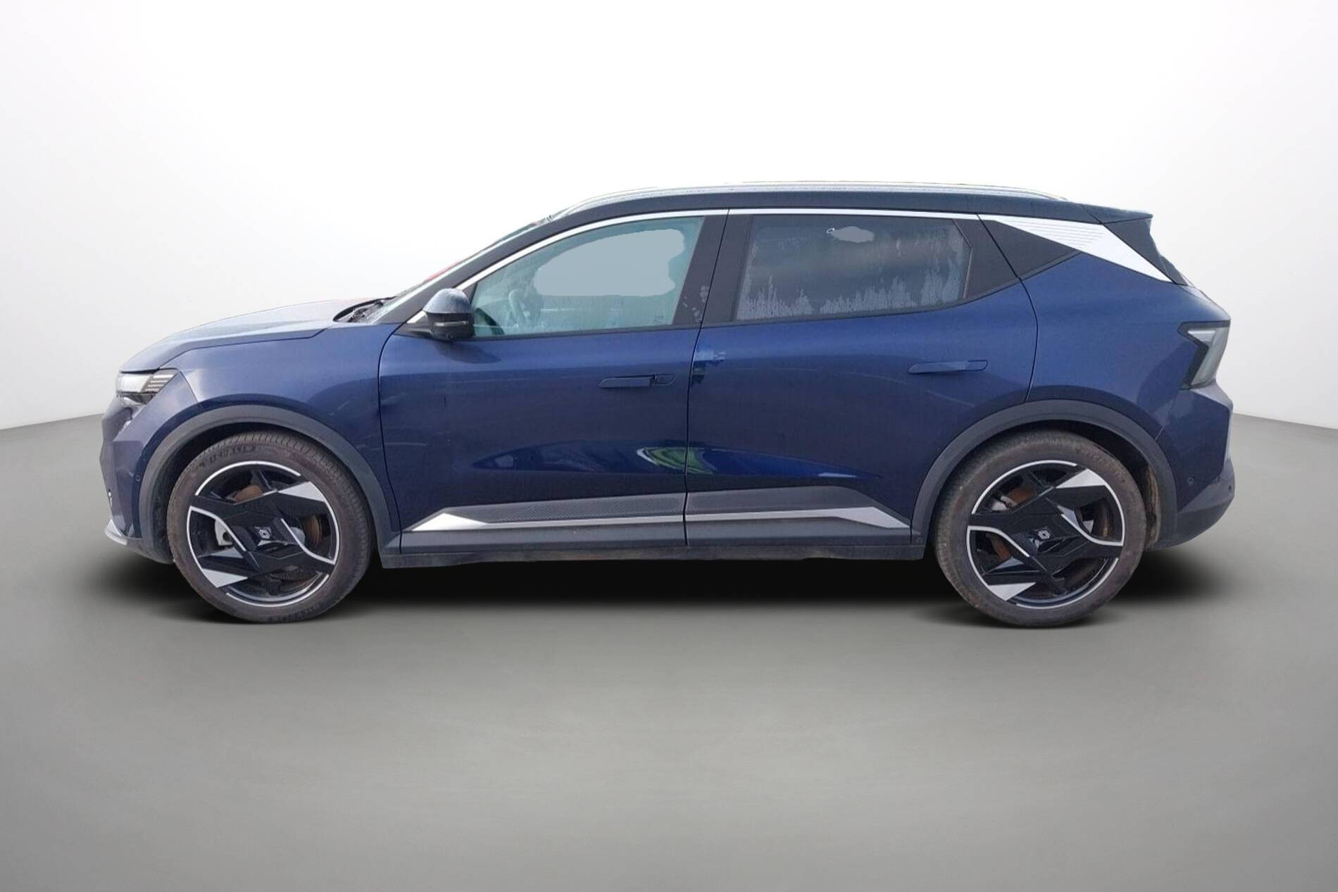 Vente en ligne Renault Scenic E-Tech Scenic E-Tech électrique 220 ch grande autonomie au prix de 39 590 €