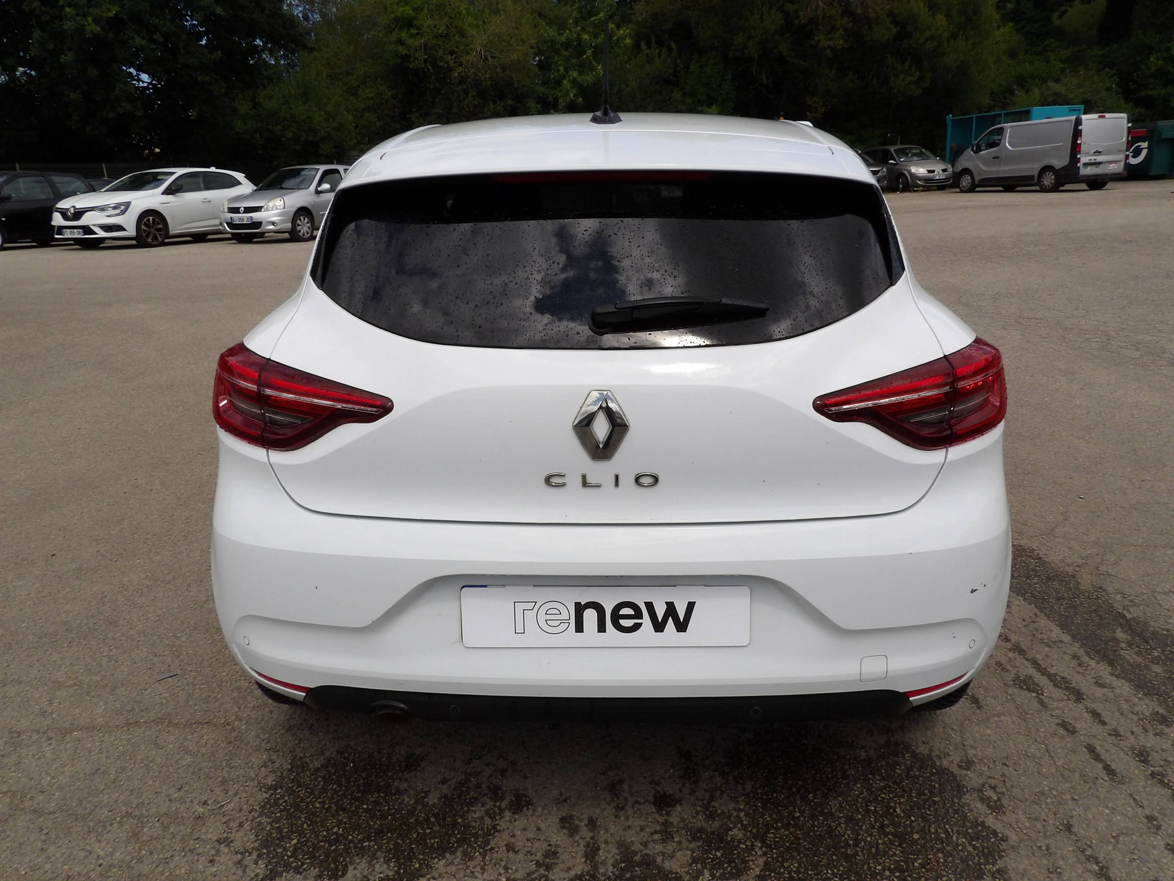 Vente en ligne Renault Clio 5 Clio TCe 90 au prix de 14 299 €