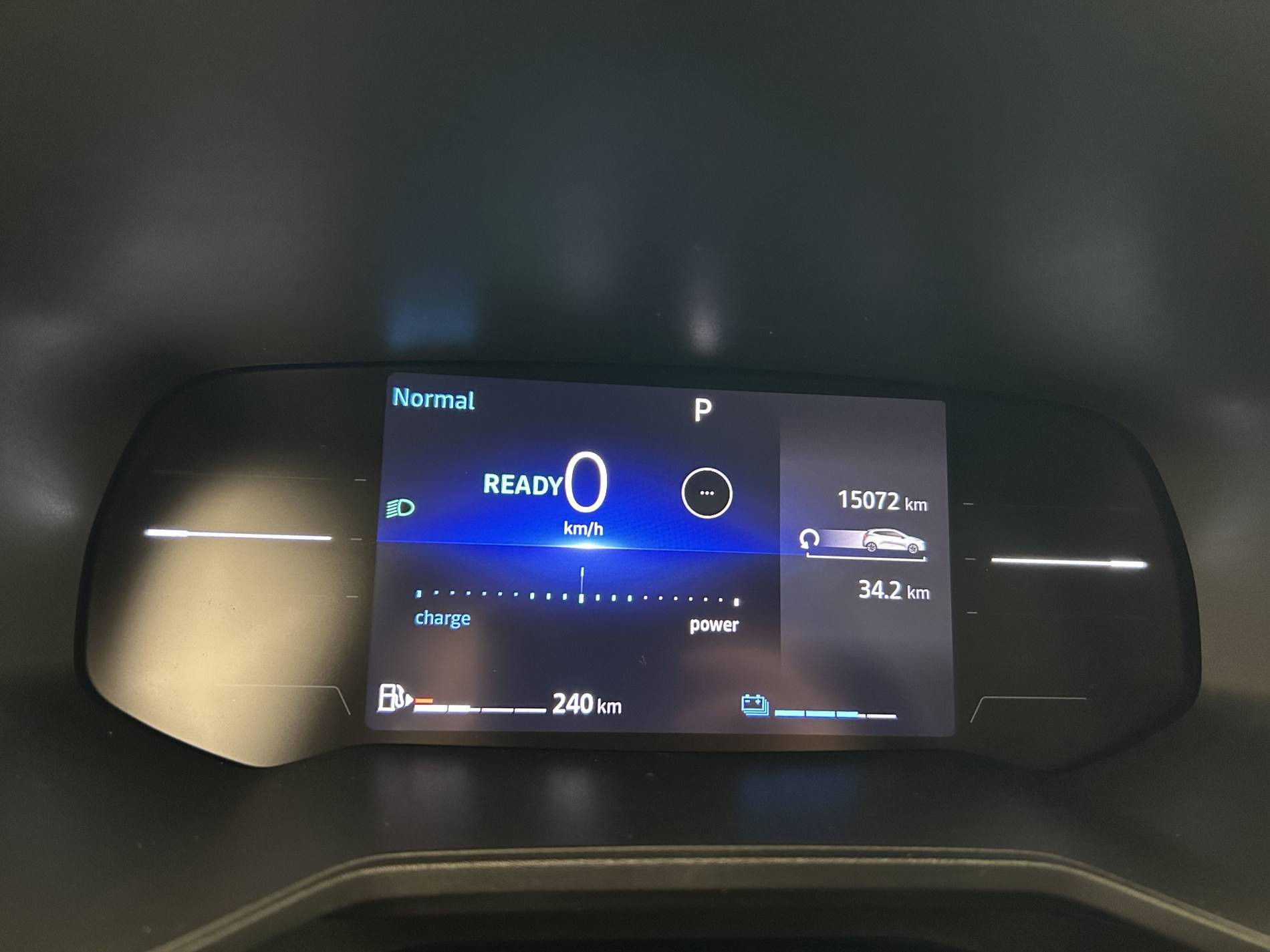 Vente en ligne Renault Clio 5 Clio E-Tech full hybrid 145 au prix de 19 800 €