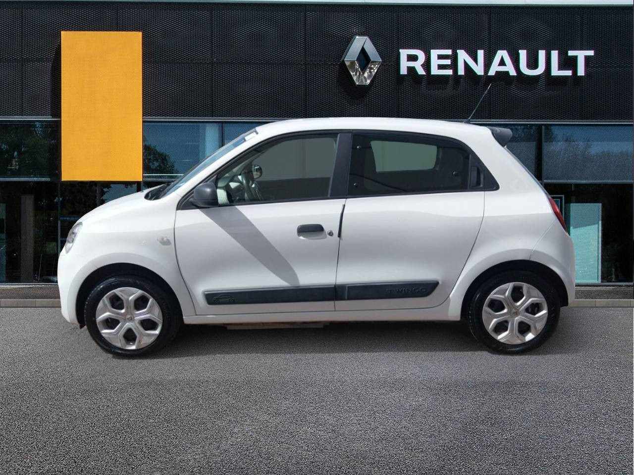 Vente en ligne Renault Twingo Electrique Twingo III E-Tech au prix de 11 990 €