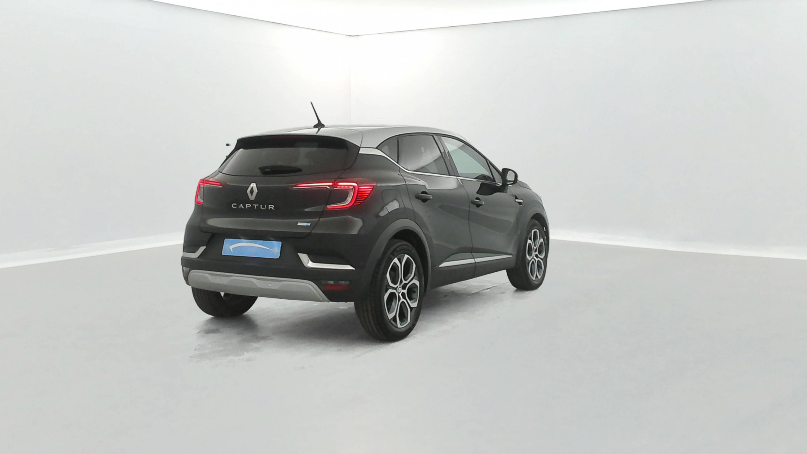 Vente en ligne Renault Captur  E-Tech 145 - 21 au prix de 19 790 €