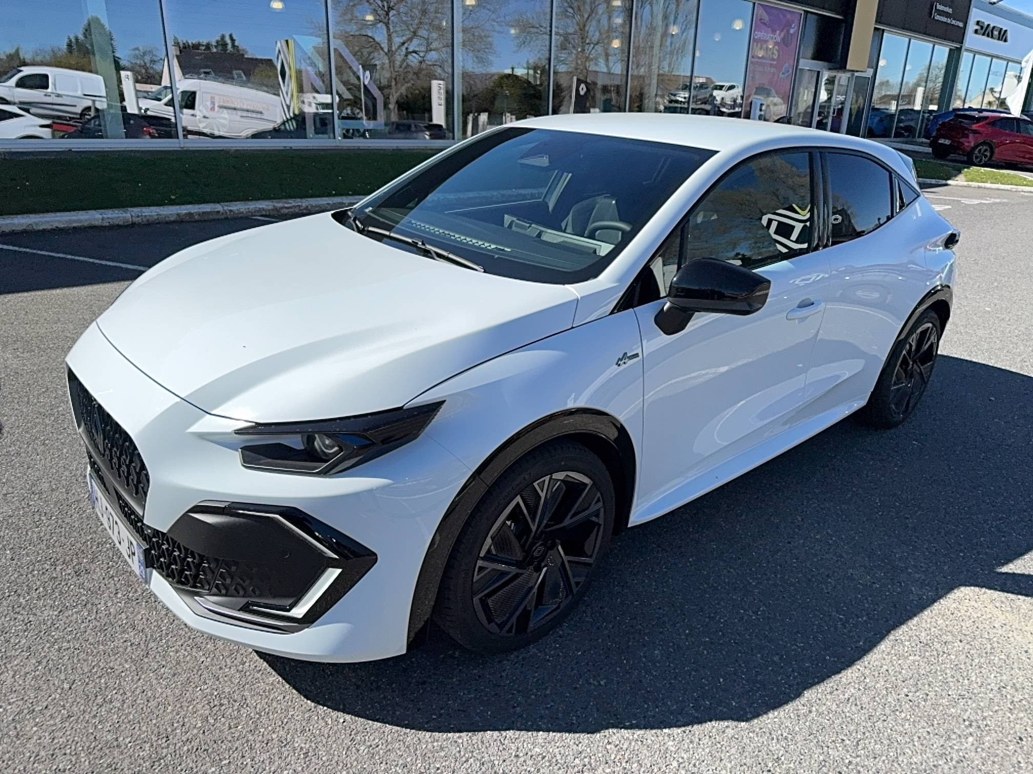 Renault Clio 6 Clio E-Tech full hybrid 160 ch occasion de 2026 en vente à Concarneau