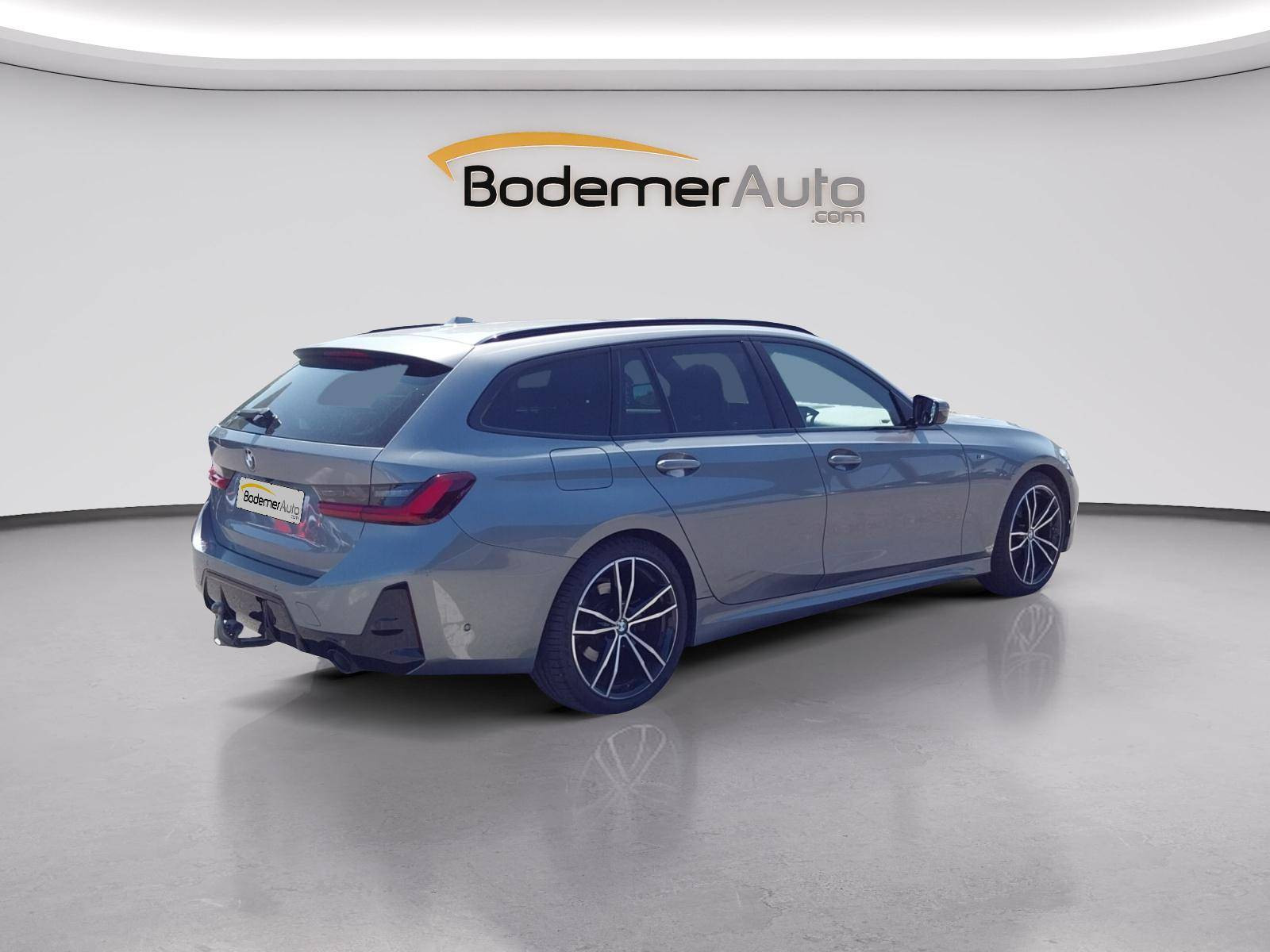 Vente en ligne Bmw Série 3 Touring Touring 318d 150 ch BVA8 au prix de 26 990 €