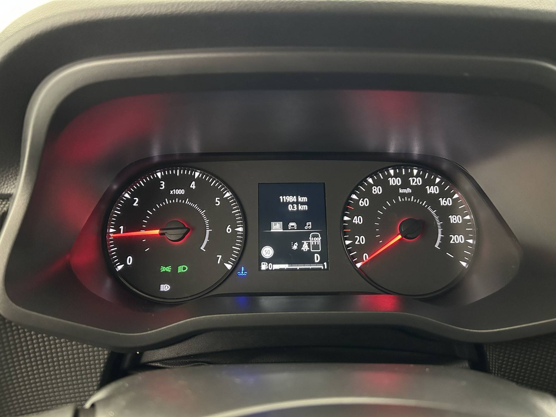 Vente en ligne Renault Trafic Cabine Approfondie  Boite Automatique BLUE DCI 150 L2H1 3T AUTO au prix de 36 490 €