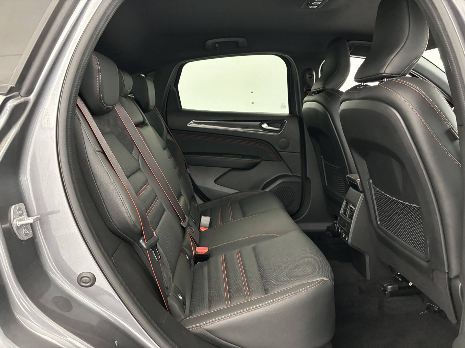 Vente en ligne Renault Arkana  E-Tech hybride 145 au prix de 20 990 €