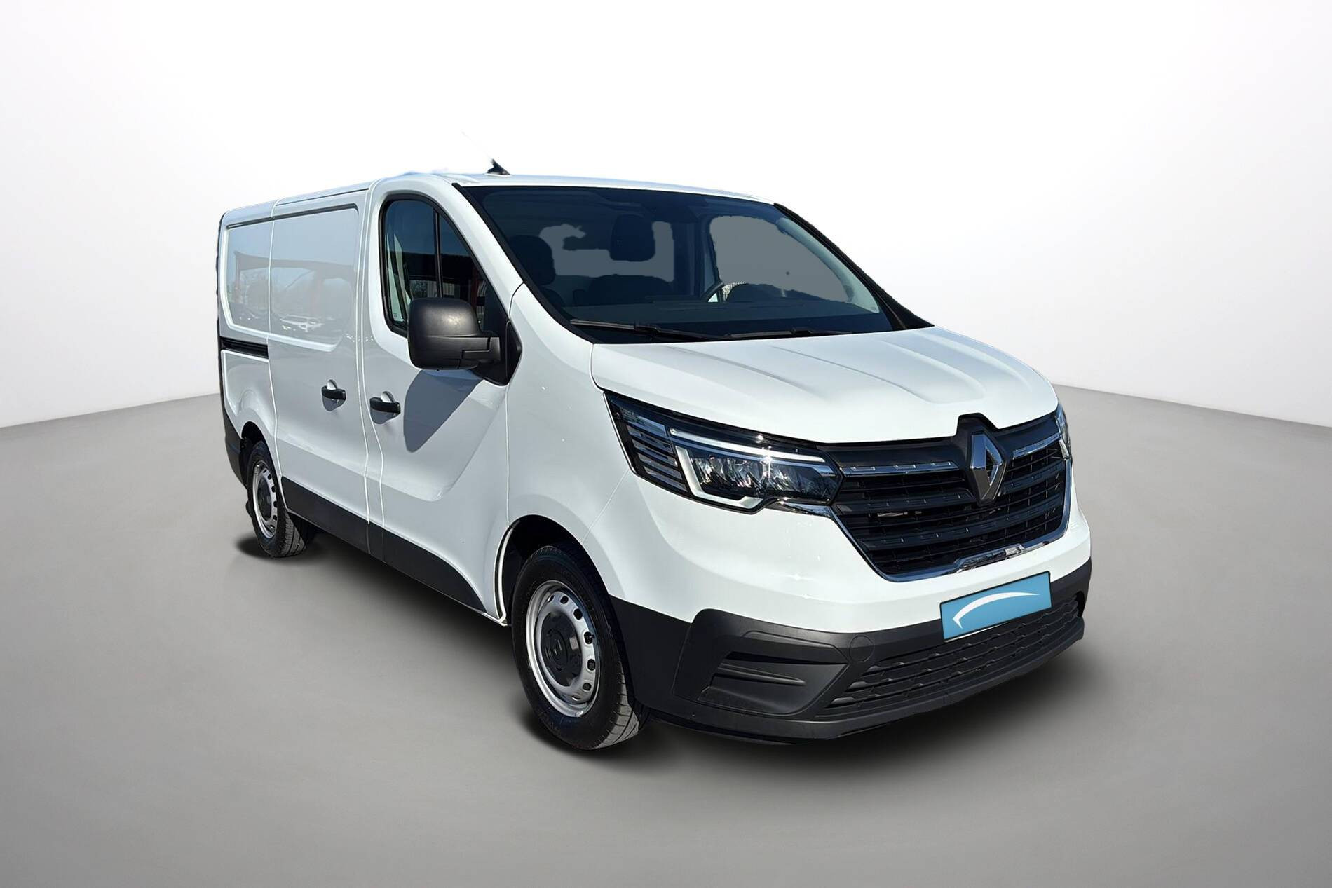 Vente en ligne Renault Trafic 3 Fourgon TRAFIC FG BLUE DCI 130 L1H1 3T GSR2 au prix de 24 990 €