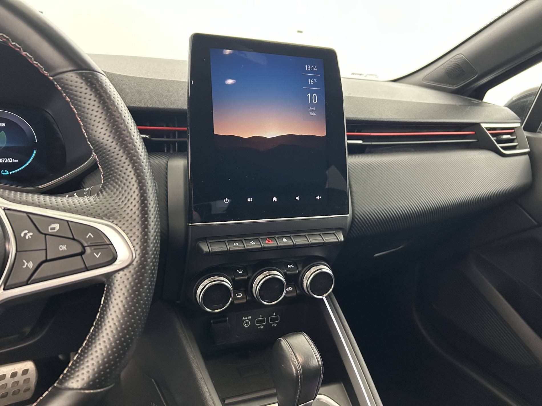 Vente en ligne Renault Clio 5 Clio E-Tech 140 - 21N au prix de 15 000 €