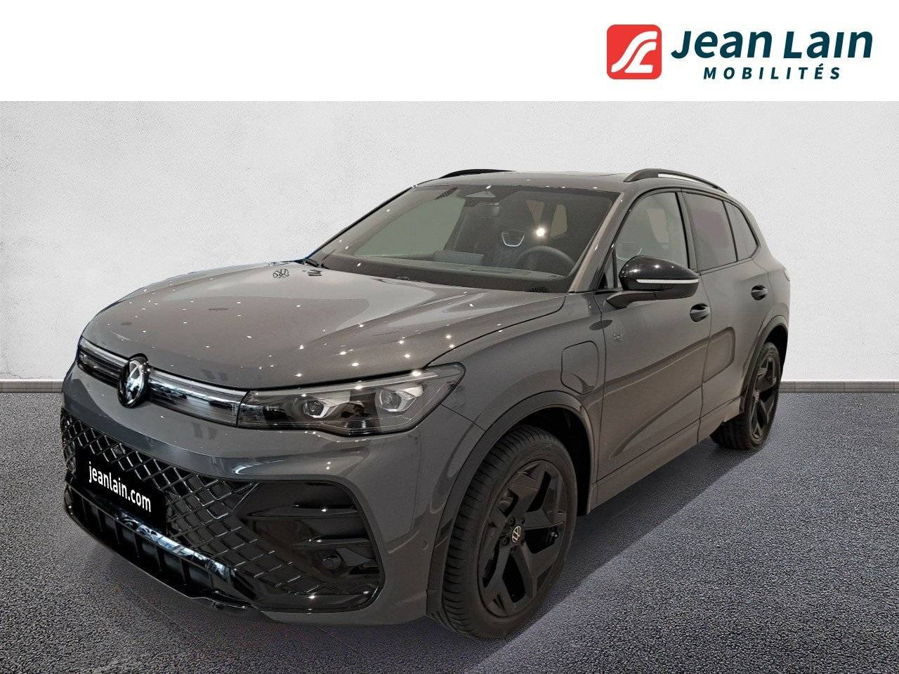 Vente en ligne VOLKSWAGEN TIGUAN Tiguan 1.5 eHybrid 272ch DSG6 R-Line  de 2025 au prix de 52 000 €