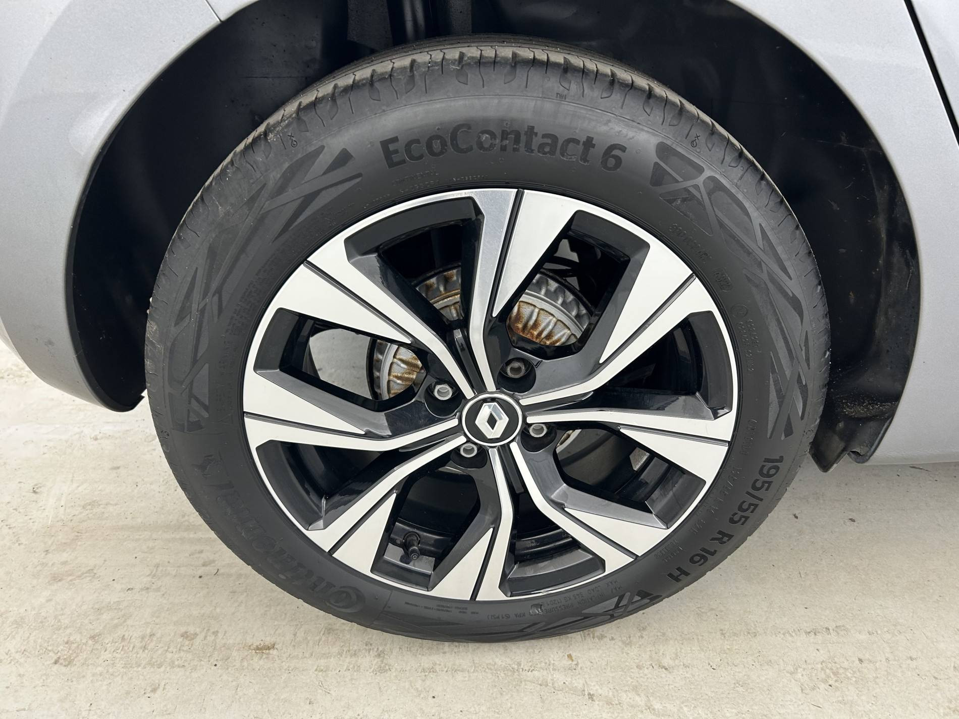 Vente en ligne Renault Clio 5 Clio TCe 90 au prix de 14 490 €
