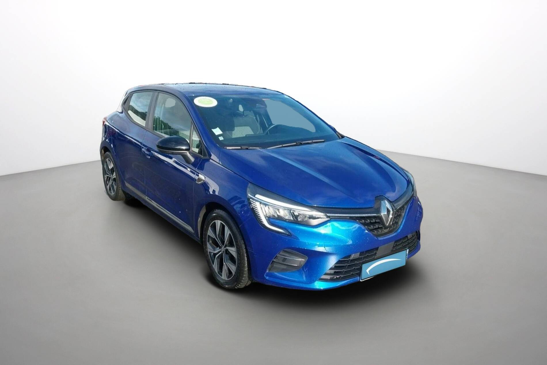 Vente en ligne Renault Clio 5 Clio E-Tech 140 - 21N au prix de 16 490 €