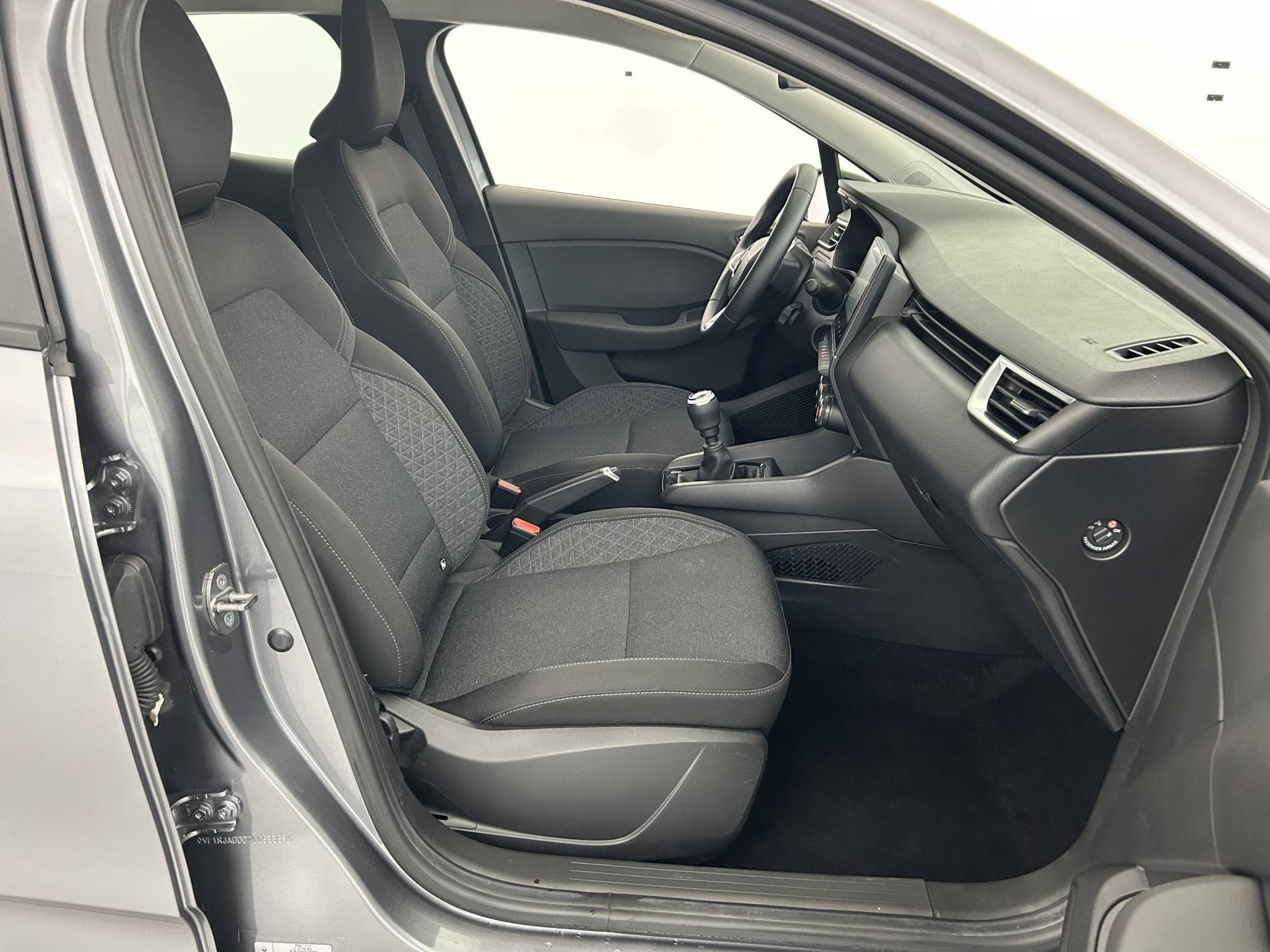 Vente en ligne Renault Clio 5 Clio TCe 90 au prix de 14 400 €