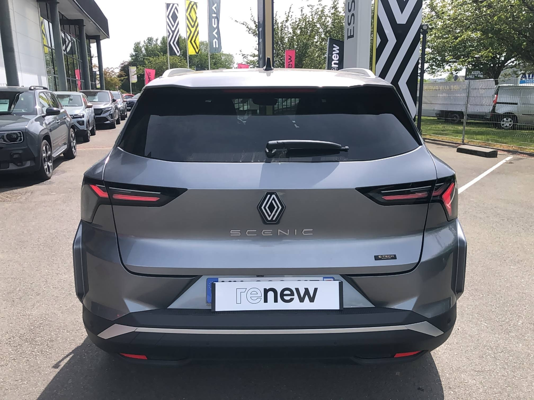 Vente en ligne Renault Scenic E-Tech  220 ch grande autonomie au prix de 44 990 €