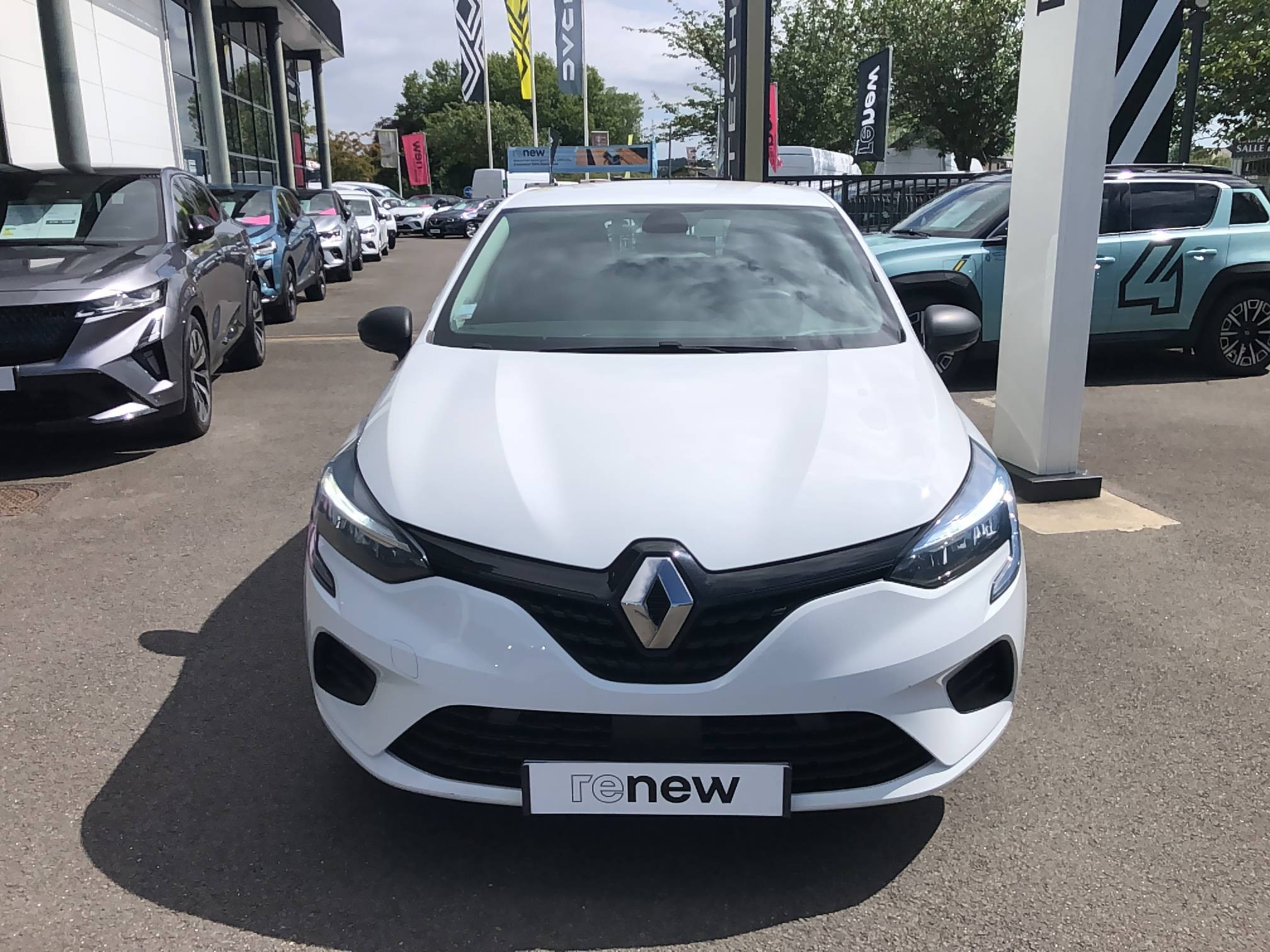 Vente en ligne Renault Clio 5 CLIO SOCIETE BLUE DCI 85 au prix de 10 490 €