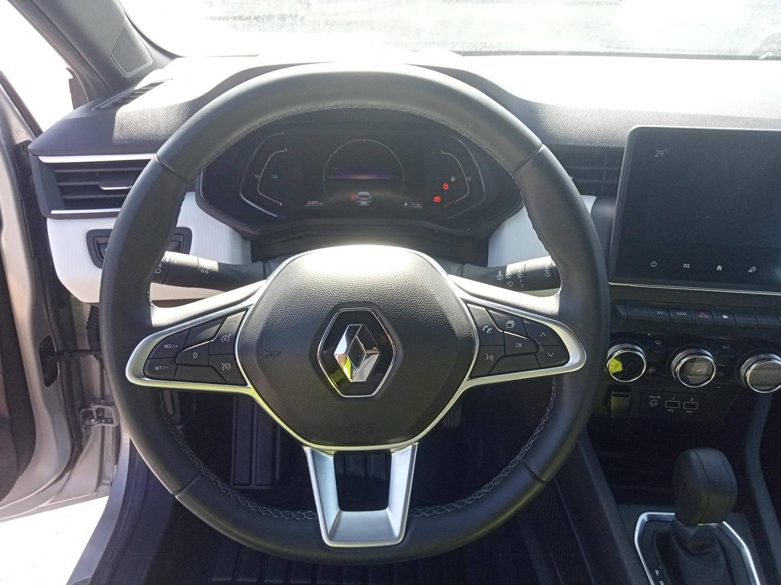 Vente en ligne Renault Clio 5 Clio E-Tech 140 - 21N au prix de 16 490 €