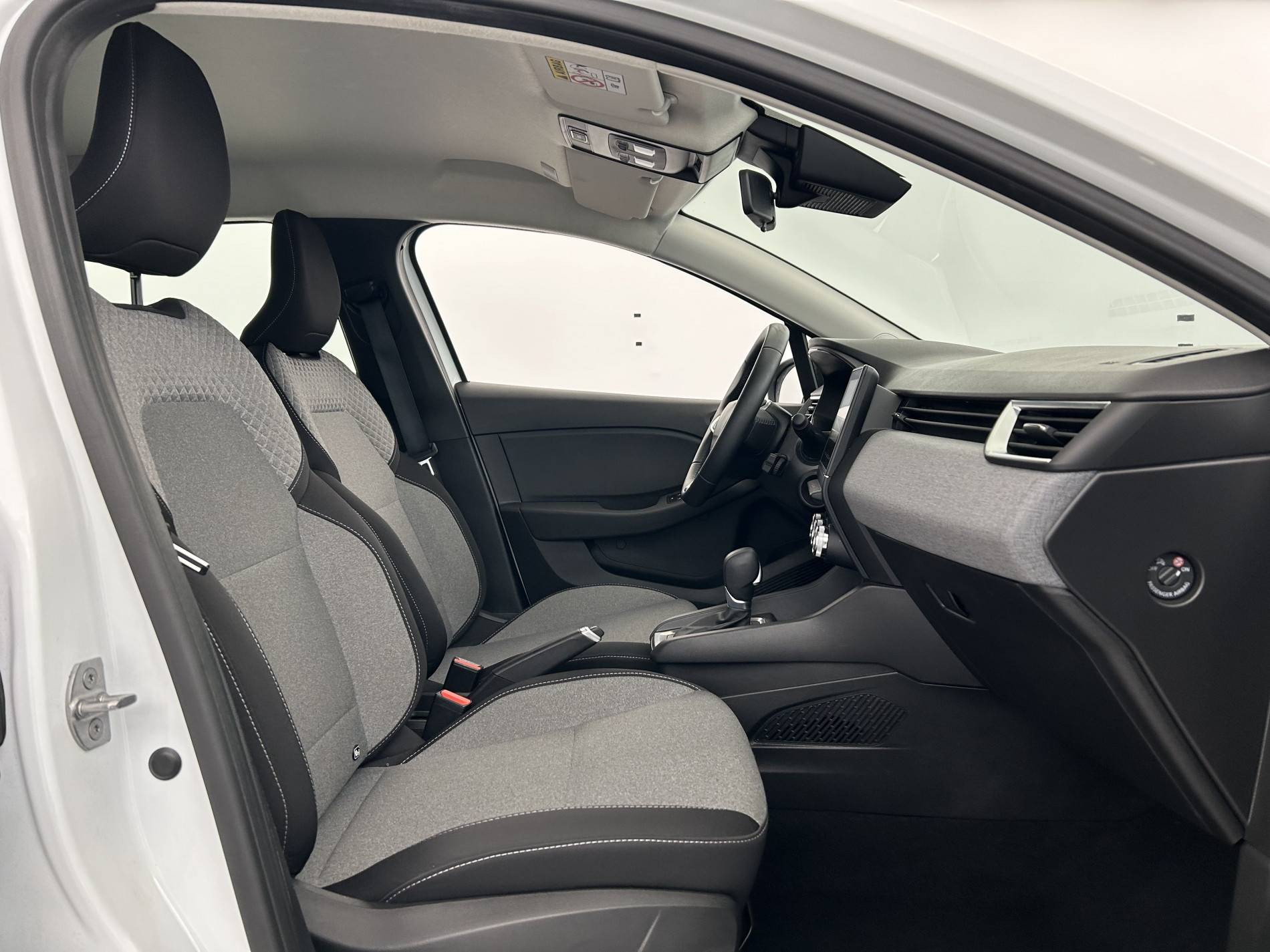 Vente en ligne Renault Clio 5 Clio E-Tech full hybrid 145 ch GSR2 au prix de 20 490 €