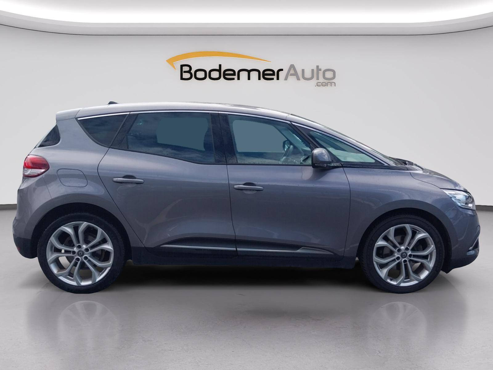 Vente en ligne Renault Scenic 4 Scenic Blue dCi 120 au prix de 14 990 €