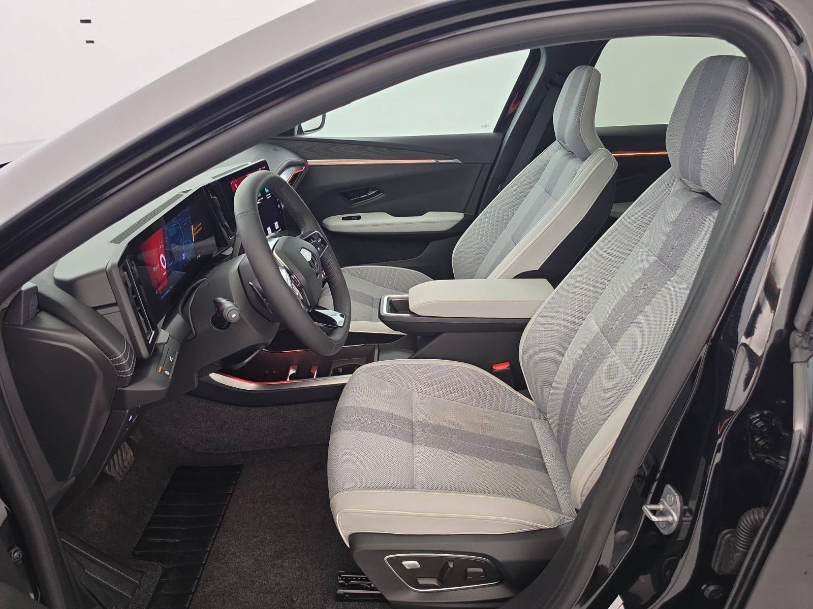 Vente en ligne Renault Scenic E-Tech Scenic E-Tech électrique 220 ch grande autonomie au prix de 43 500 €