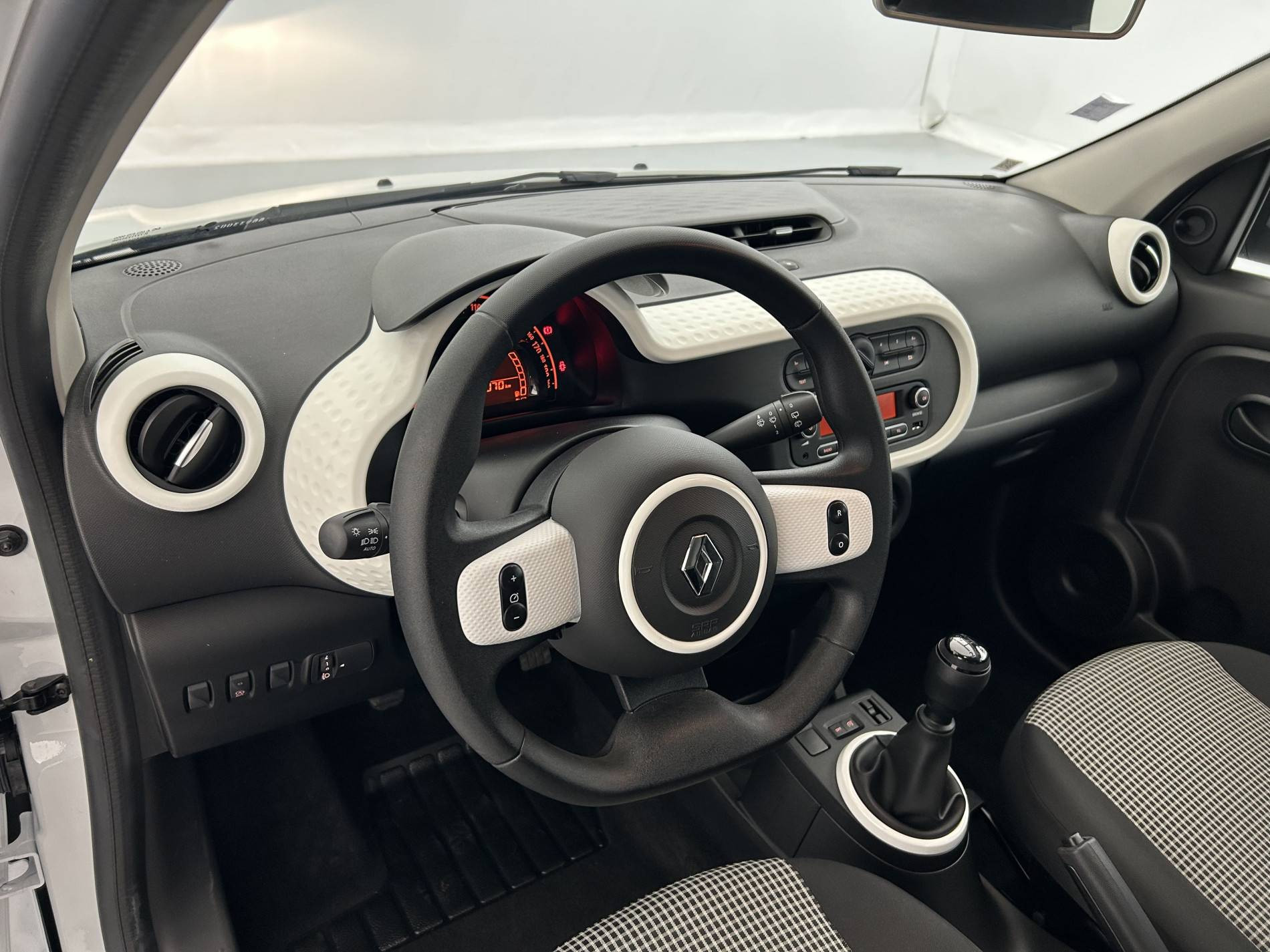 Vente en ligne Renault Twingo 3  SCe 65 au prix de 10 790 €