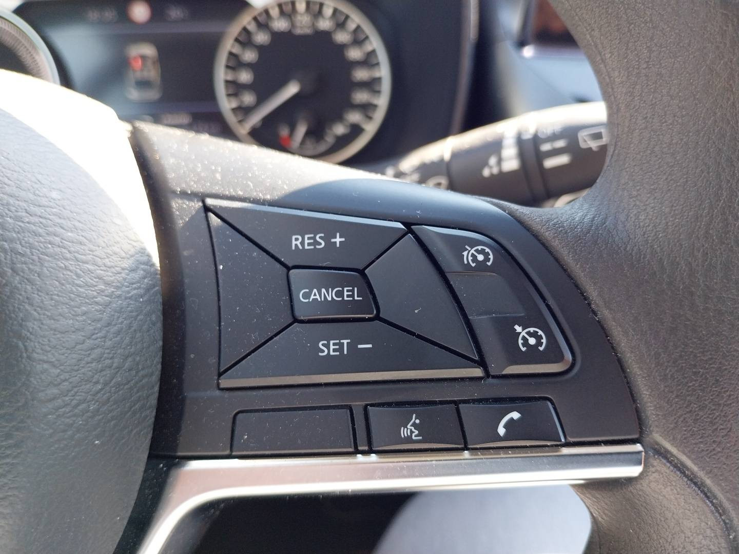 Vente en ligne Nissan Juke  HYBRID 143 au prix de 24 990 €