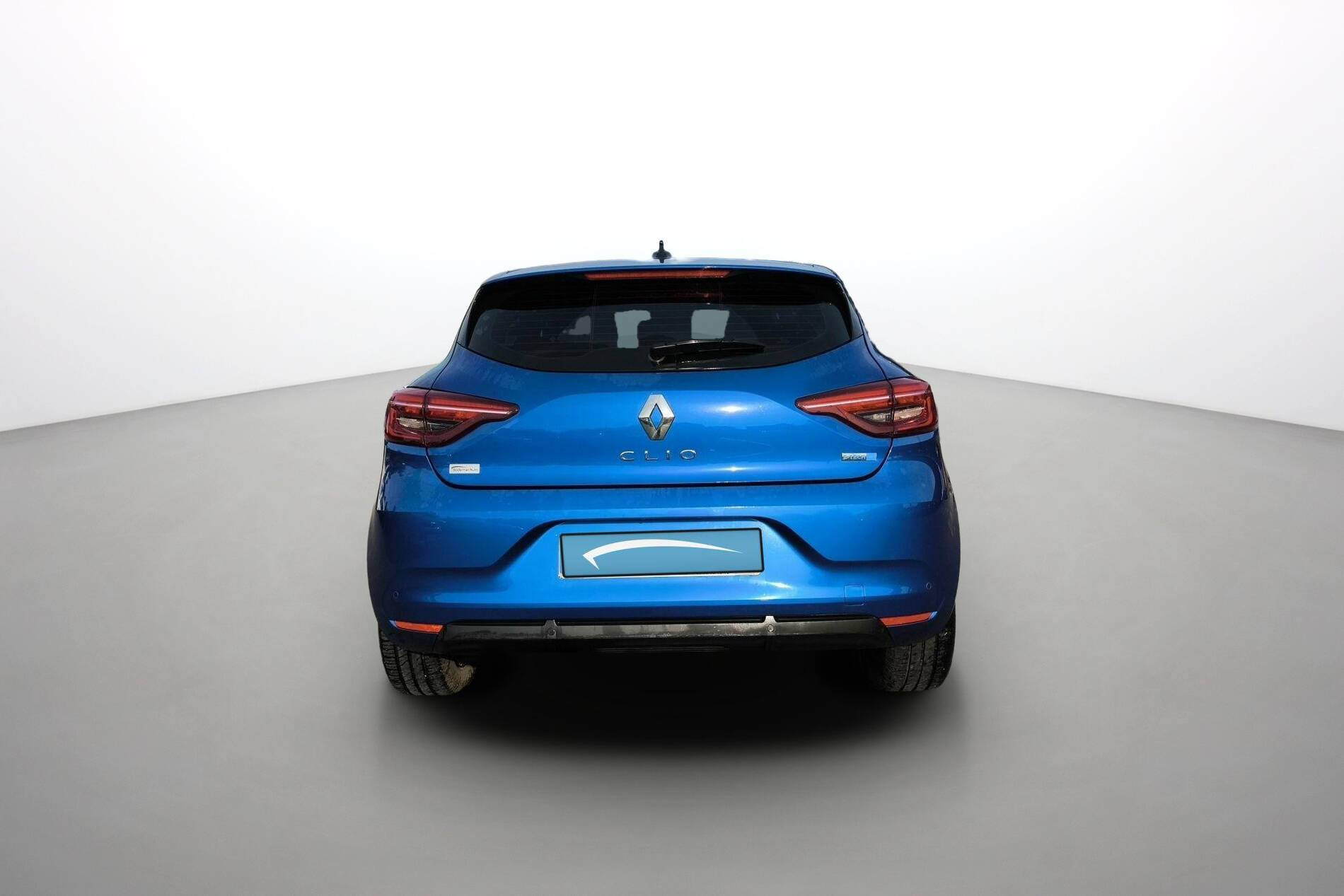 Vente en ligne Renault Clio 5 Clio E-Tech 140 - 21N au prix de 15 990 €