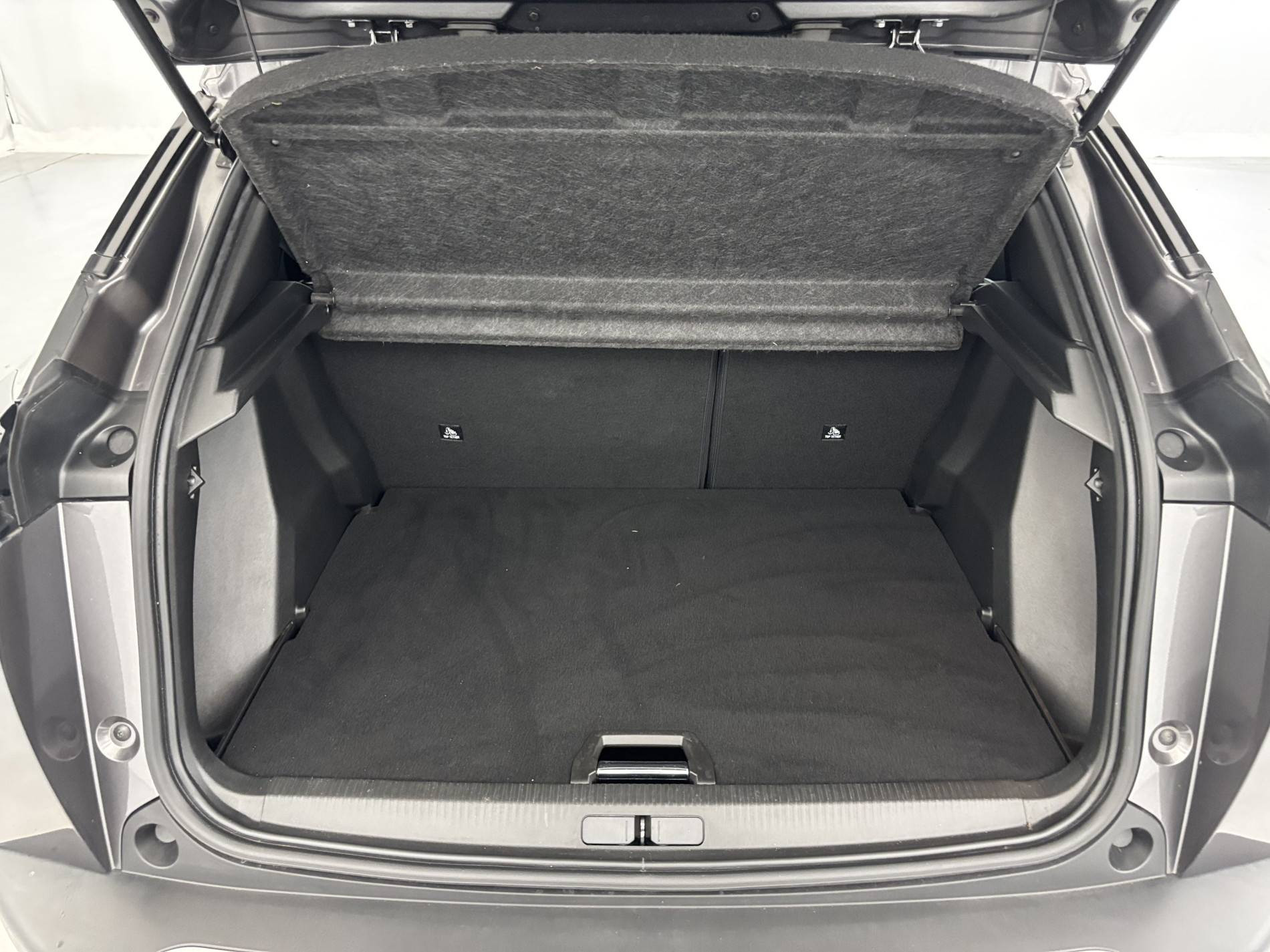 Vente en ligne Peugeot 2008  BlueHDi 130 S&S EAT8 au prix de 18 990 €