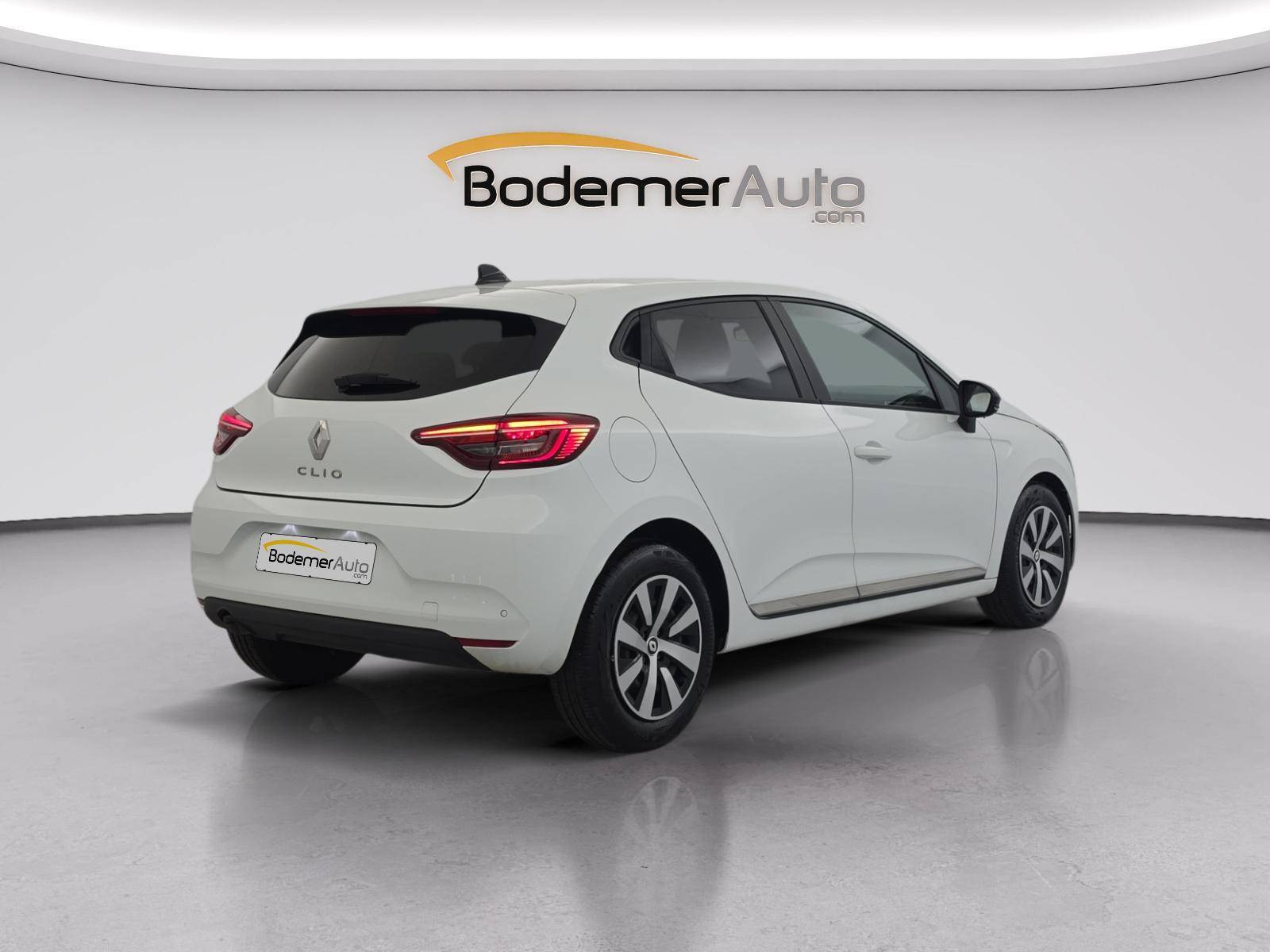Vente en ligne Renault Clio 5 Clio TCe 90 au prix de 14 790 €