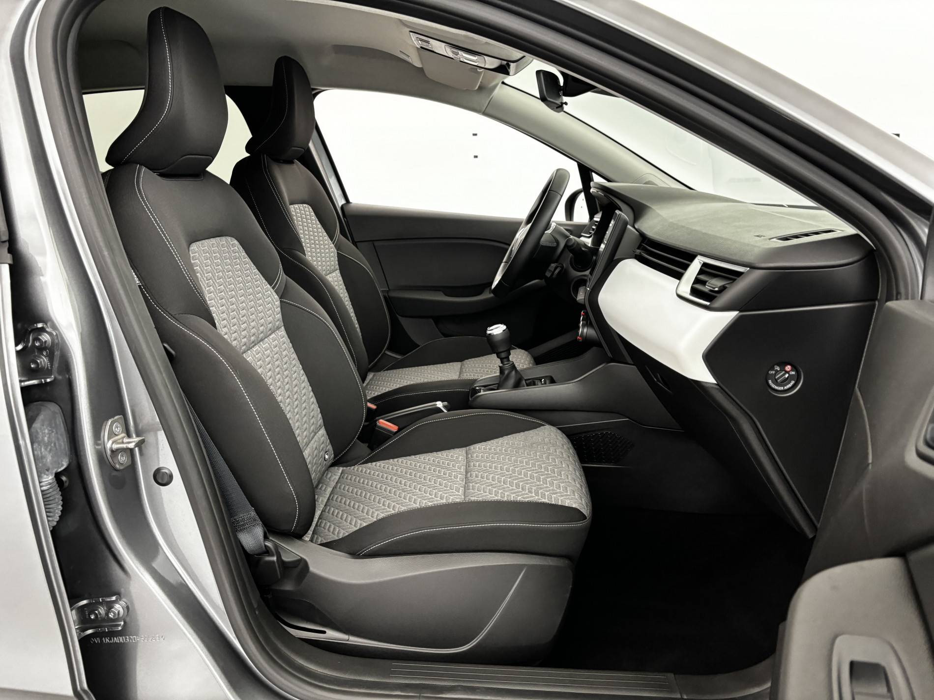 Vente en ligne Renault Clio 5 Clio TCe 90 au prix de 14 990 €