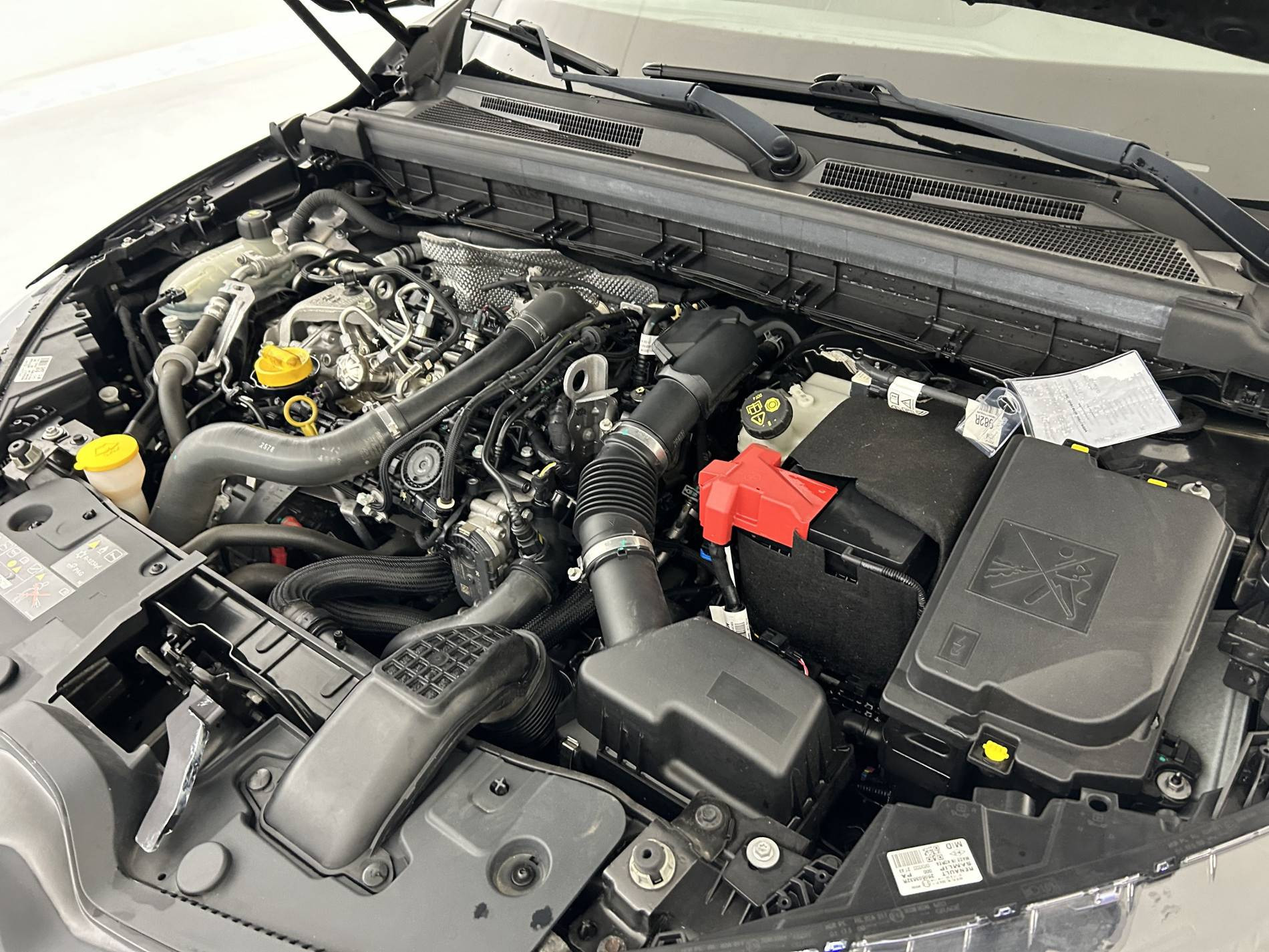 Vente en ligne Renault Arkana  TCe 140 EDC FAP - 21B au prix de 18 490 €