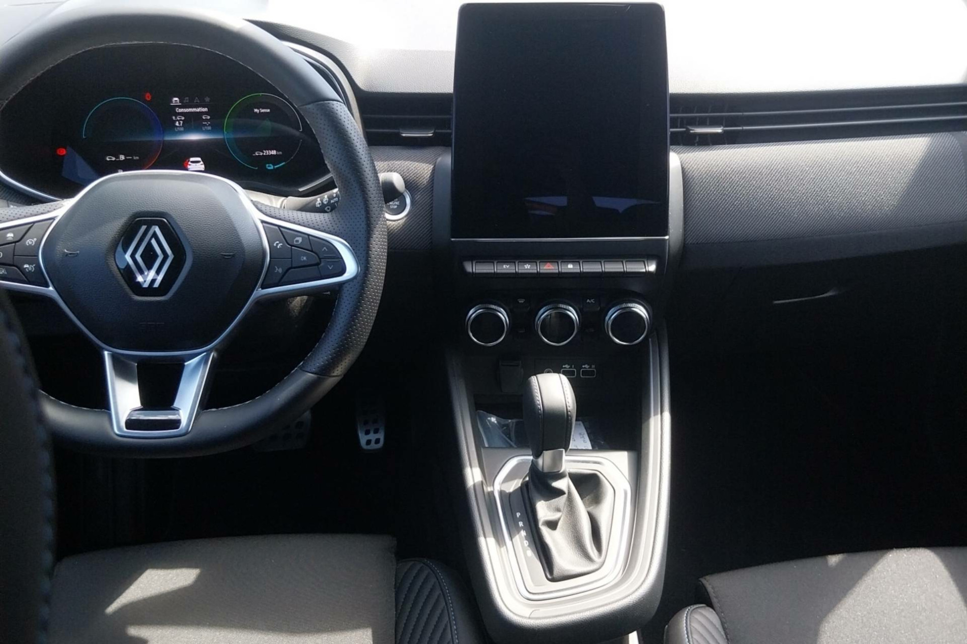 Vente en ligne Renault Clio 5 Clio E-Tech full hybrid 145 au prix de 20 990 €