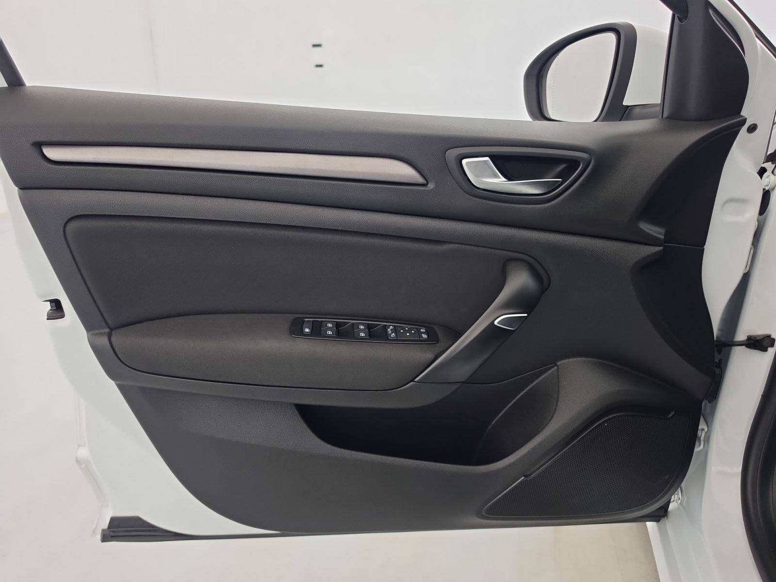 Vente en ligne Renault Megane 4 Mégane IV Berline Blue dCi 115 - 21N au prix de 14 790 €