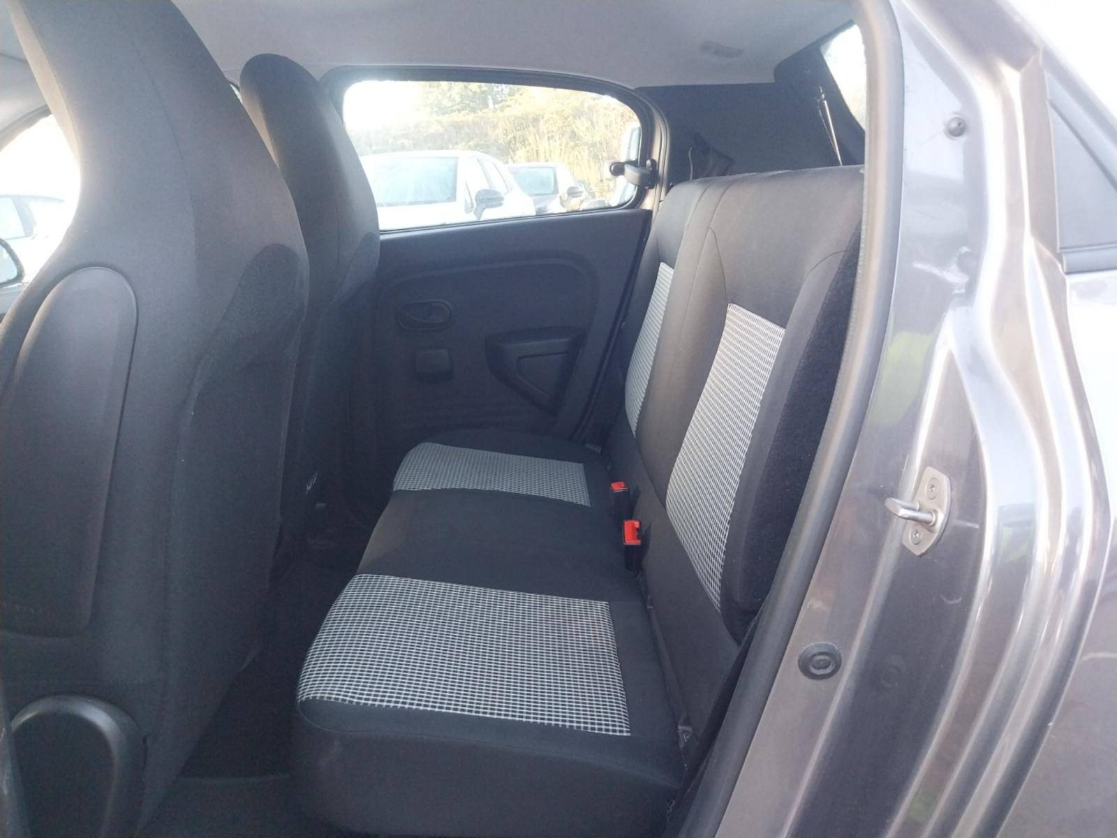 Vente en ligne Renault Twingo 3  SCe 65 - 20 au prix de 9 490 €