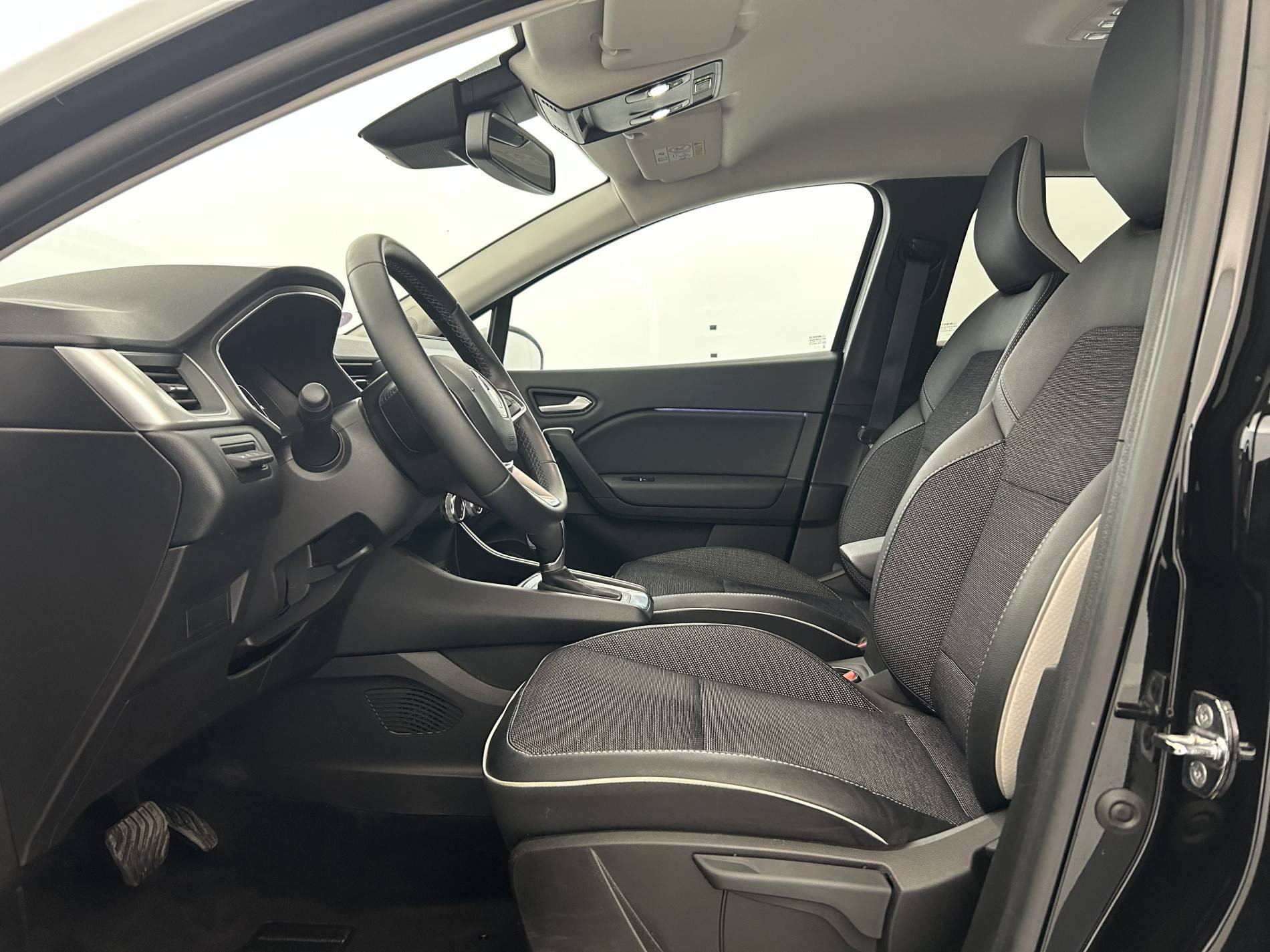 Vente en ligne Renault Captur  E-Tech 145 - 21 au prix de 19 290 €