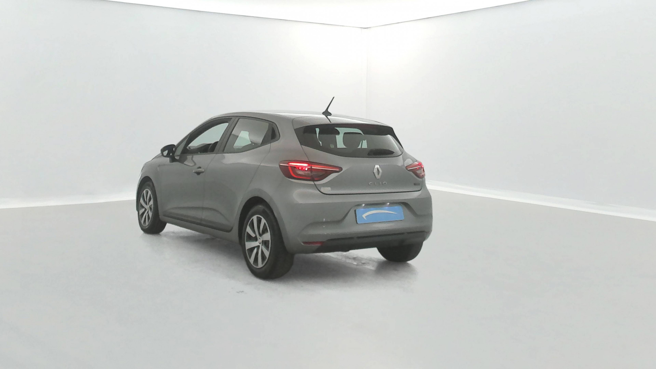 Vente en ligne Renault Clio 5 Clio E-Tech full hybrid 145 au prix de 14 990 €