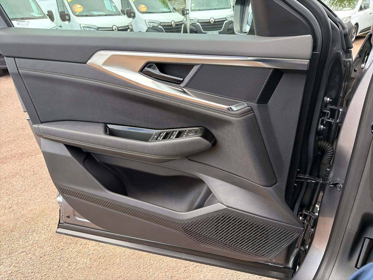 Vente en ligne Renault Austral  E-Tech hybrid 200 au prix de 25 990 €