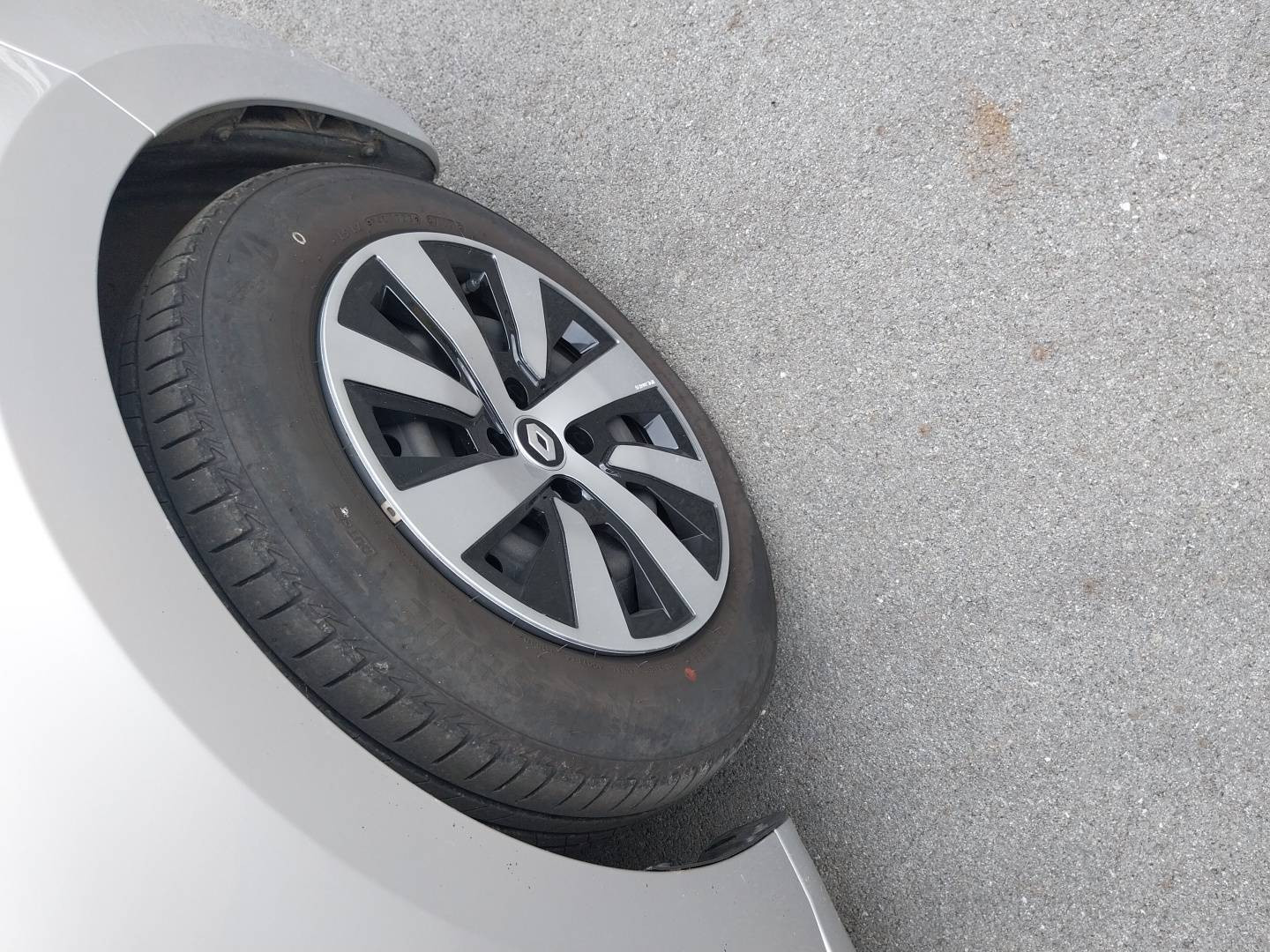 Vente en ligne Renault Clio 5 Clio TCe 90 au prix de 13 990 €