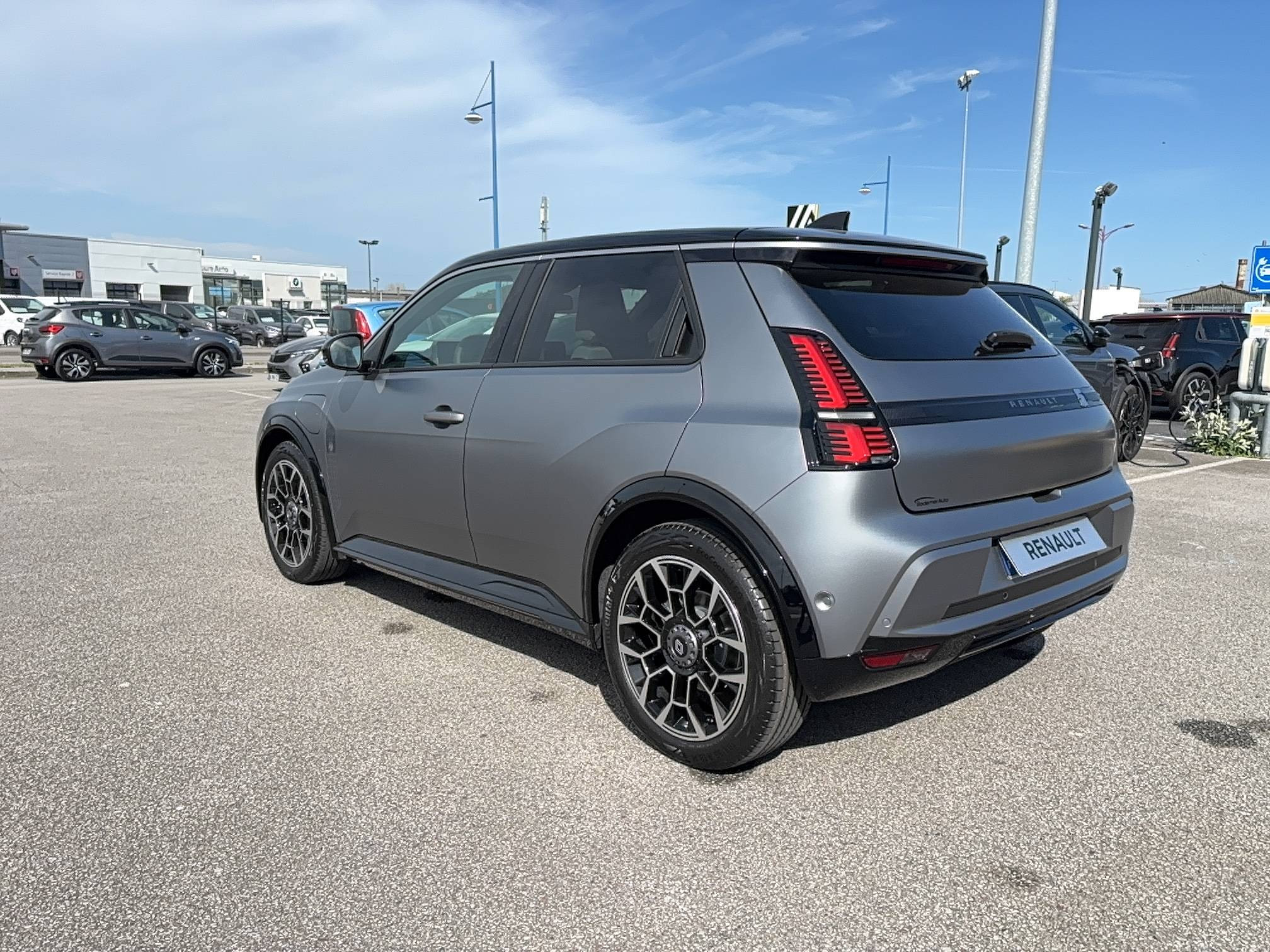 Vente en ligne Renault R5 E-Tech  150 ch autonomie confort au prix de 35 900 €
