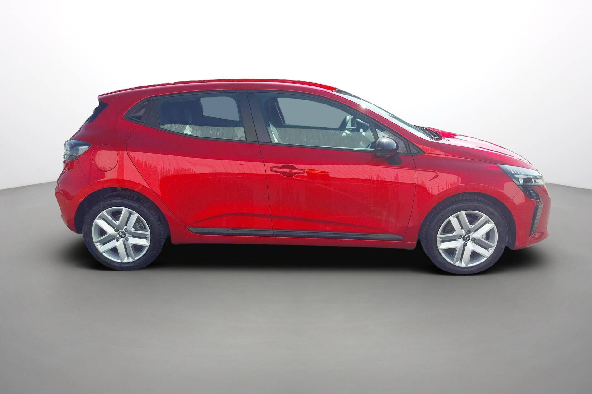Vente en ligne Renault Clio 5 Clio Blue dCi 100 ch GSR2 au prix de 18 991 €