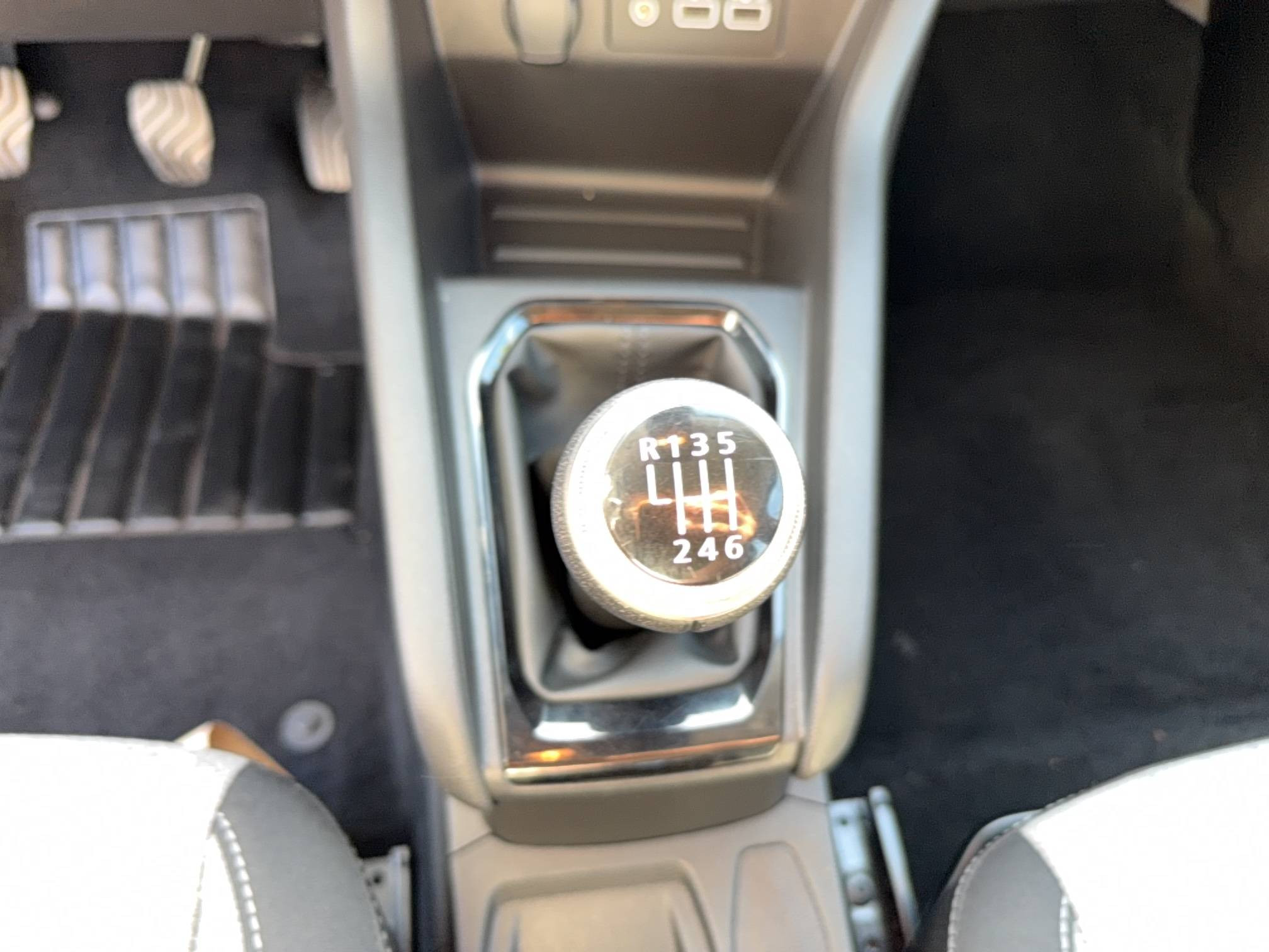 Vente en ligne Renault Clio 5 Clio Blue dCi 100 ch GSR2 au prix de 16 900 €