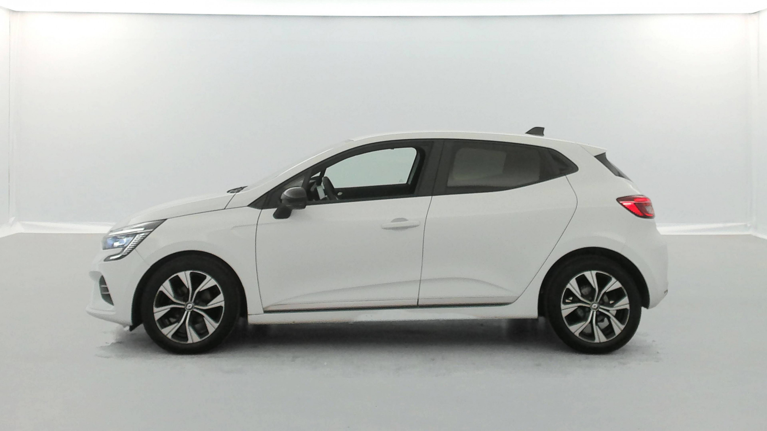Vente en ligne Renault Clio 5 Clio TCe 100 GPL au prix de 13 990 €