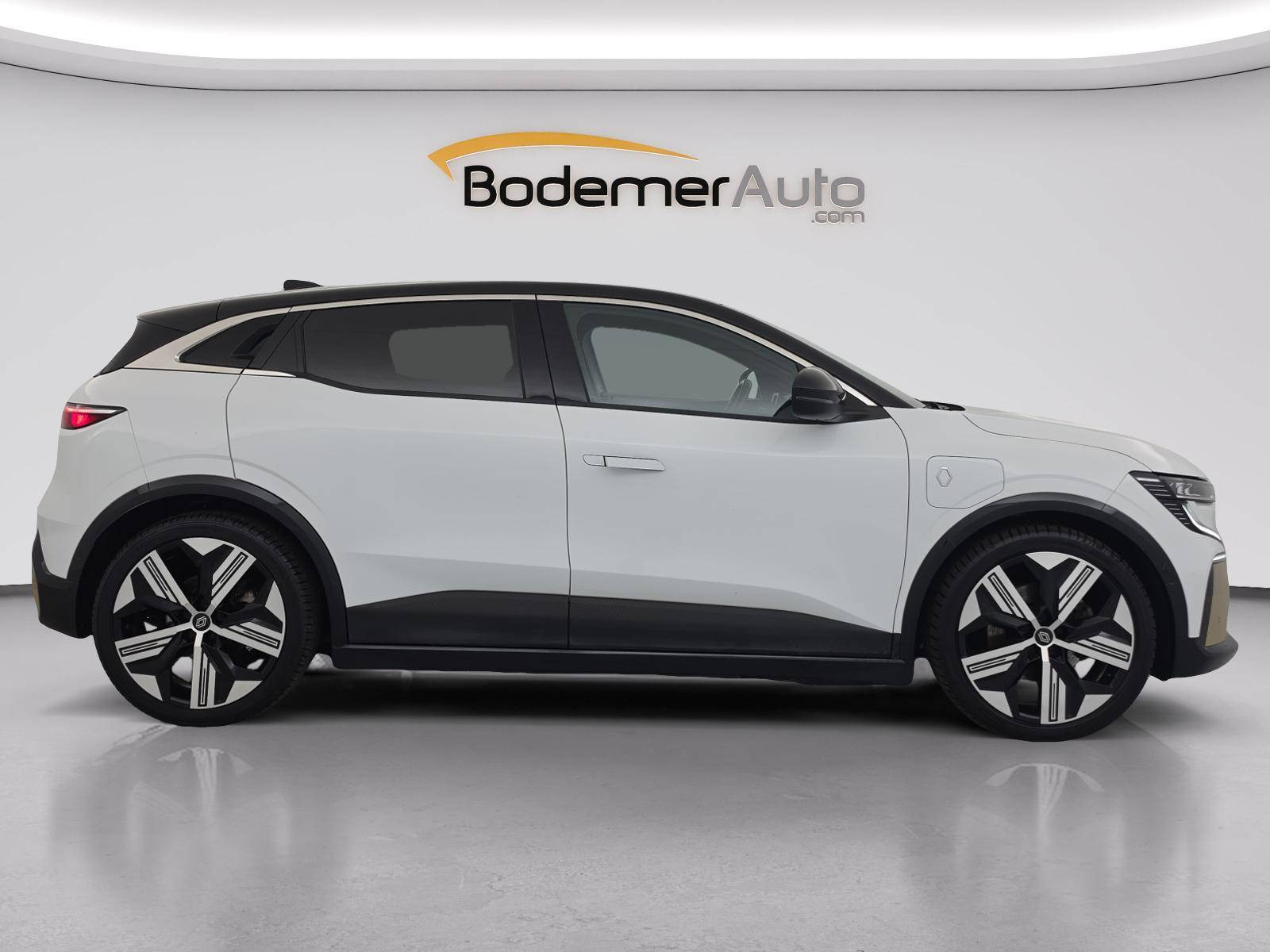 Vente en ligne Renault Megane E-Tech  EV60 220 ch super charge au prix de 26 490 €