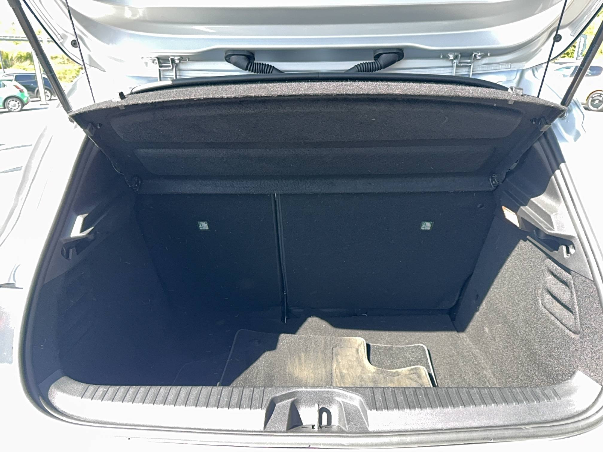 Vente en ligne Renault Clio 5 Clio TCe 140 au prix de 16 490 €