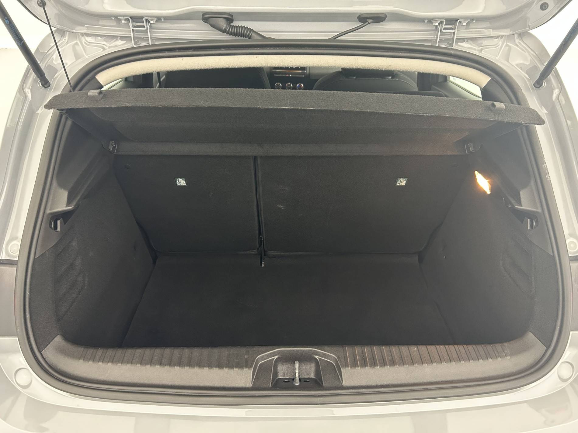 Vente en ligne Renault Clio 5 Clio TCe 90 au prix de 15 990 €
