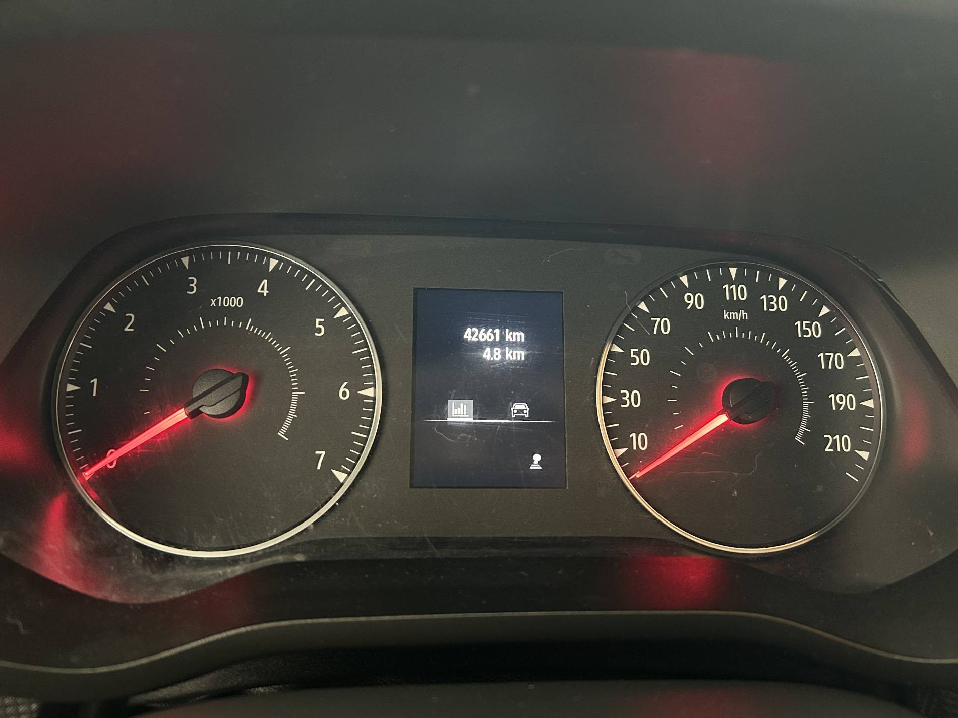Vente en ligne Renault Trafic 3 Fourgon TRAFIC FGN L2H1 3000 KG BLUE DCI 130 au prix de 23 890 €