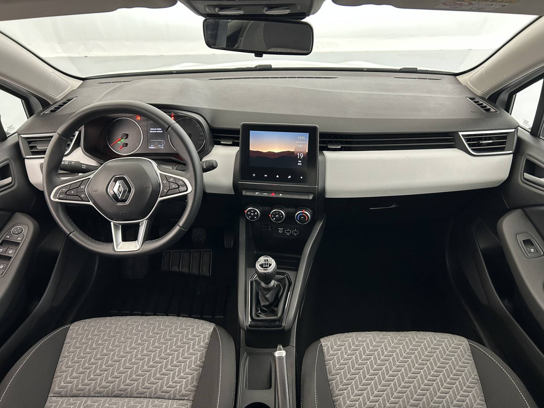 Vente en ligne Renault Clio 5 Clio TCe 90 au prix de 14 990 €