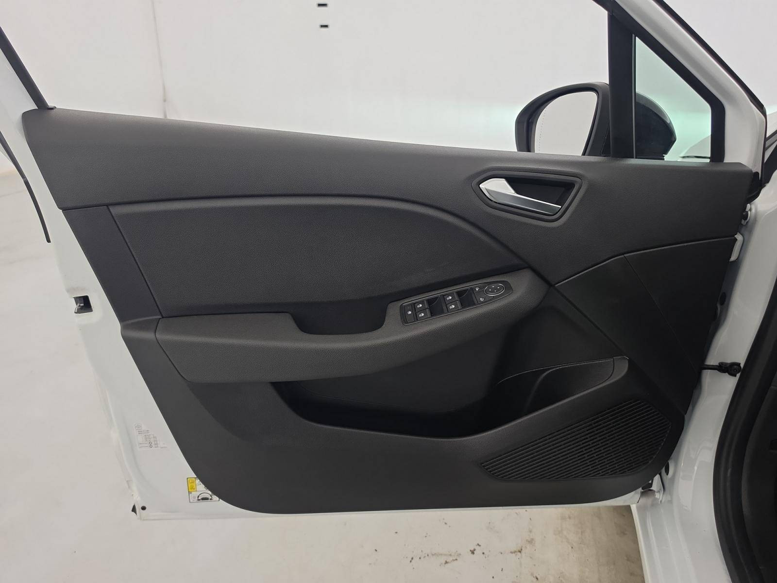 Vente en ligne Renault Clio 5 Clio TCe 90 au prix de 15 290 €