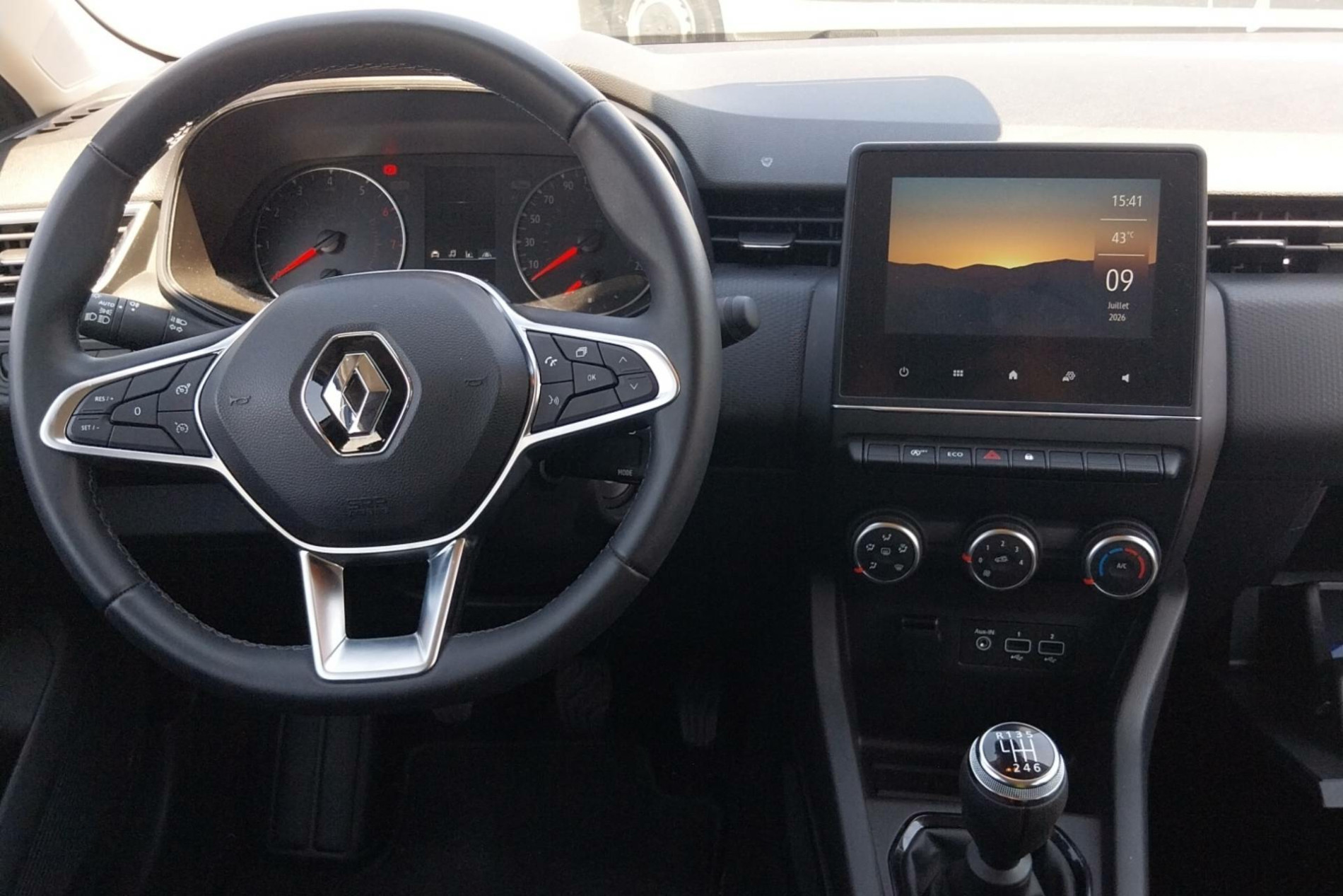 Vente en ligne Renault Clio 5 Clio TCe 90 au prix de 13 390 €