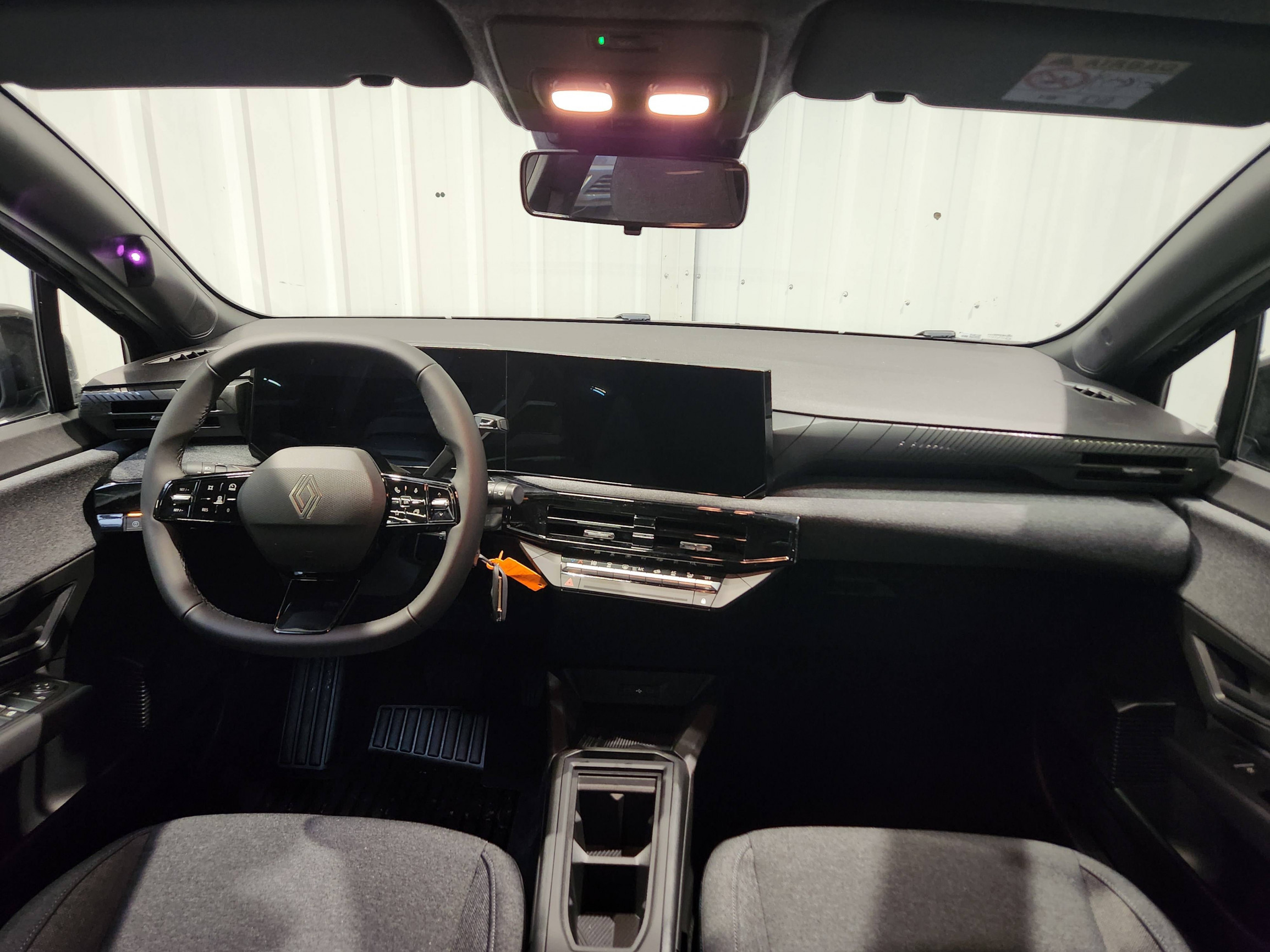 Vente en ligne Renault Clio 6 Clio E-Tech full hybrid 160 ch au prix de 24 690 €